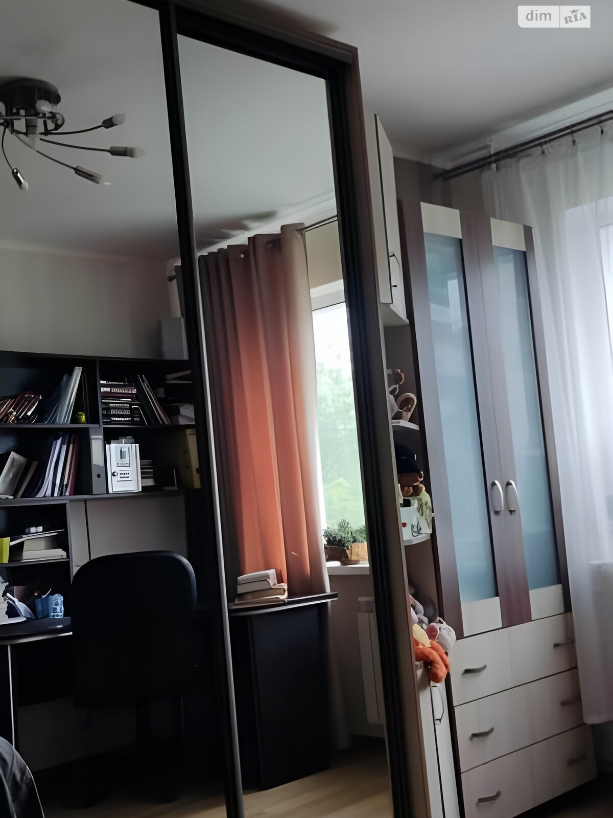 Продажа трехкомнатной квартиры в Киеве, на ул. Дубровицкая 10, район Вышгородский Массив фото 1 Продажа трехкомнатной квартиры в Киеве, на ул. Дубровицкая 10, район Вышгородский Массив фото 1