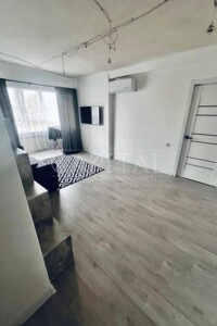 Продаж трикімнатної квартири в Києві, на вул. Дубровицька 5, район Вишгородський Масив фото 2