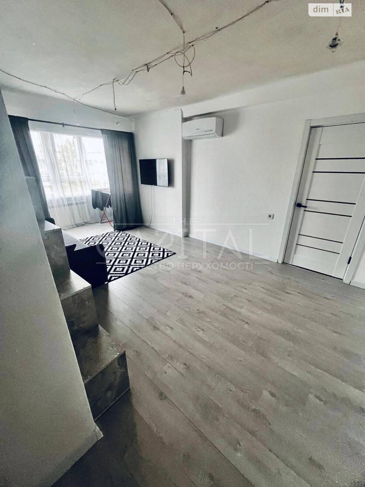 Продаж трикімнатної квартири в Києві, на вул. Дубровицька 5, район Вишгородський Масив фото 1