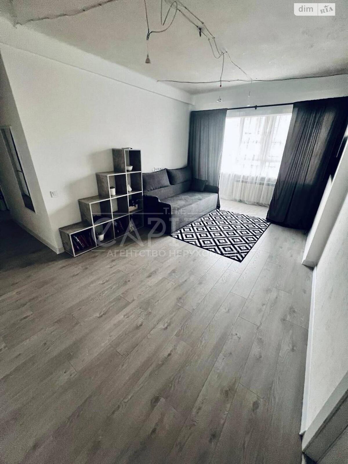 Продаж трикімнатної квартири в Києві, на вул. Дубровицька 5, район Вишгородський Масив фото 1