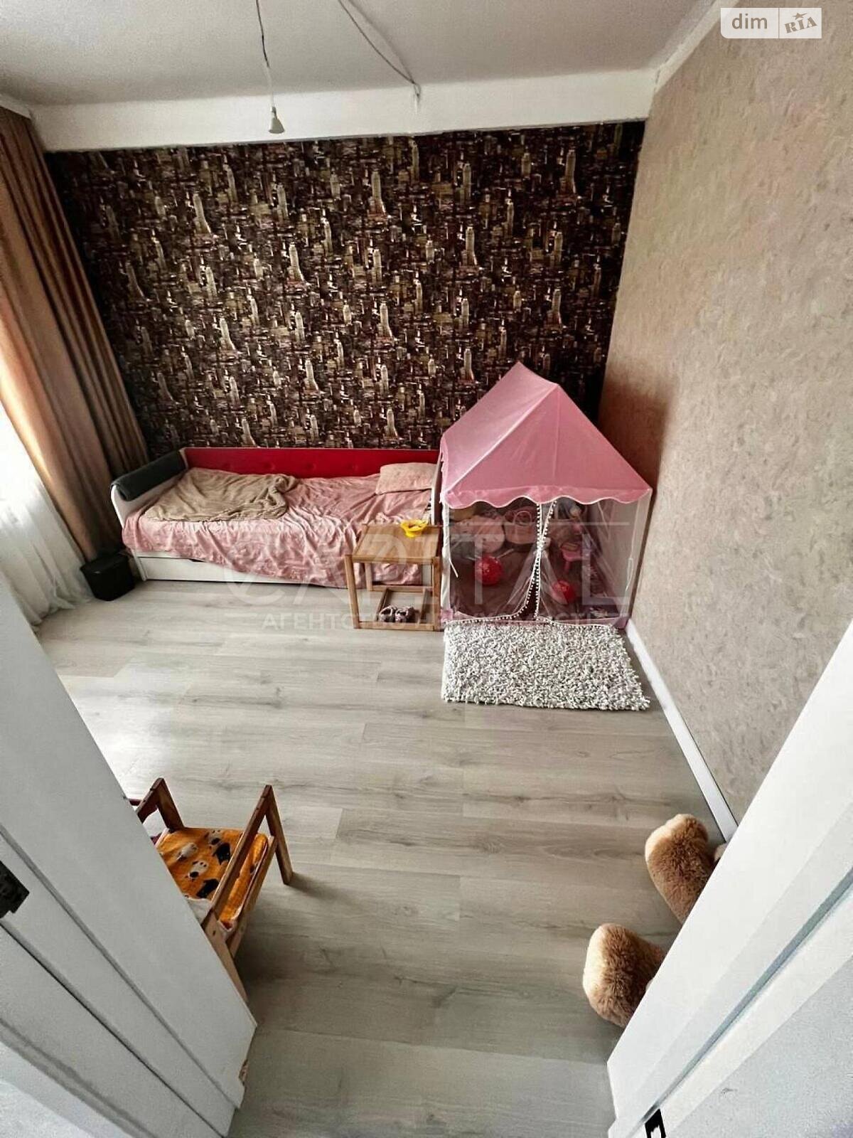 Продаж трикімнатної квартири в Києві, на вул. Дубровицька 5, район Вишгородський Масив фото 1