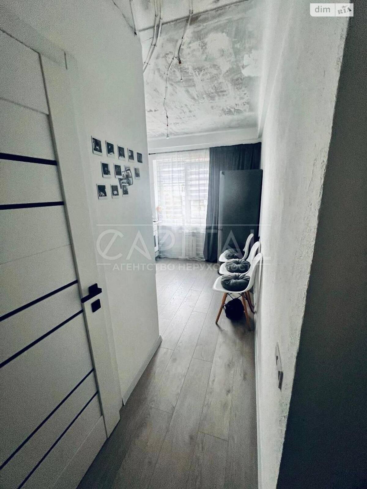 Продаж трикімнатної квартири в Києві, на вул. Дубровицька 5, район Вишгородський Масив фото 1