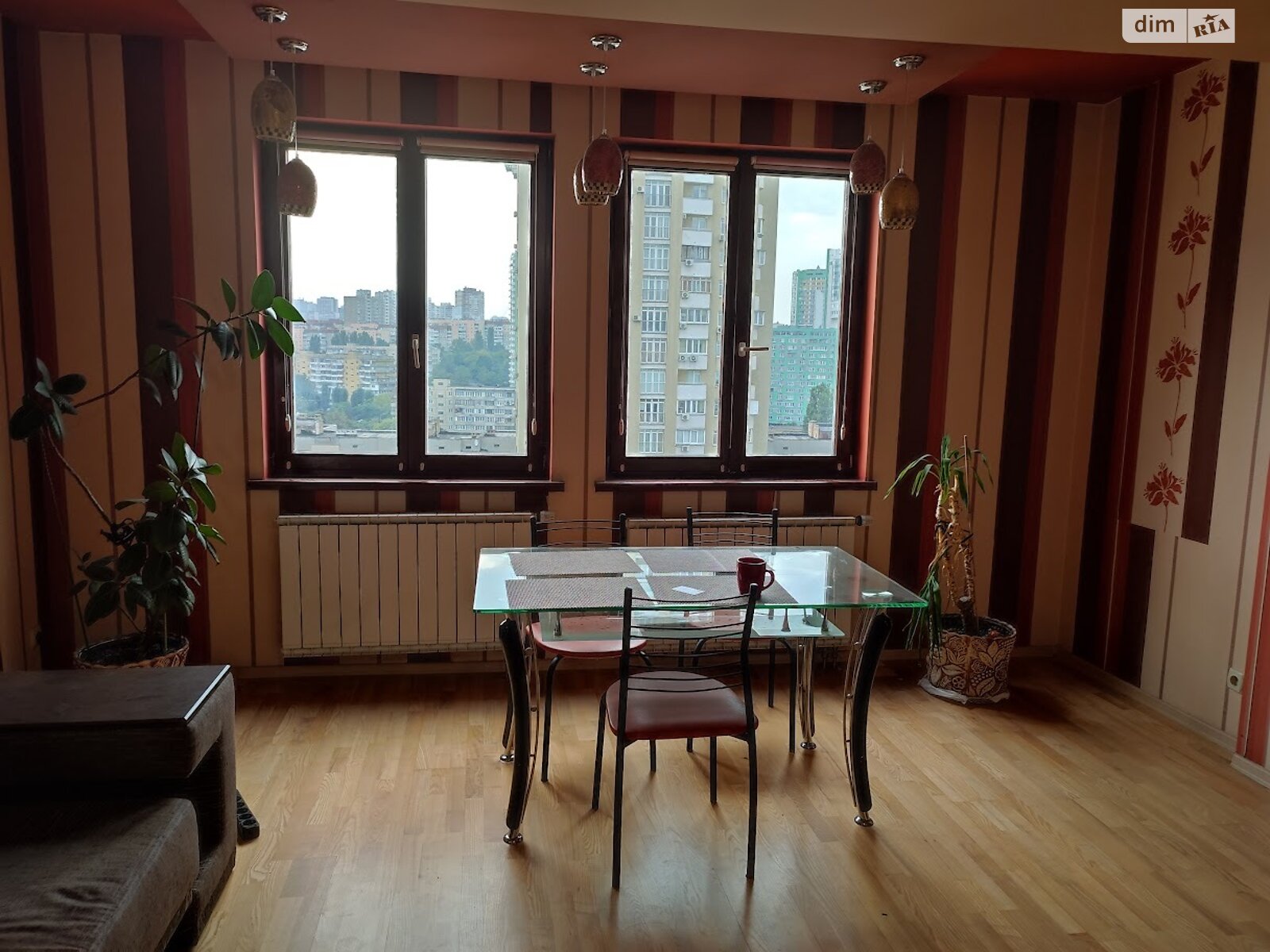 Продаж двокімнатної квартири в Києві, на вул. Макіївська 10А, район Вишгородський Масив фото 1 Продаж двокімнатної квартири в Києві, на вул. Макіївська 10А, район Вишгородський Масив фото 1