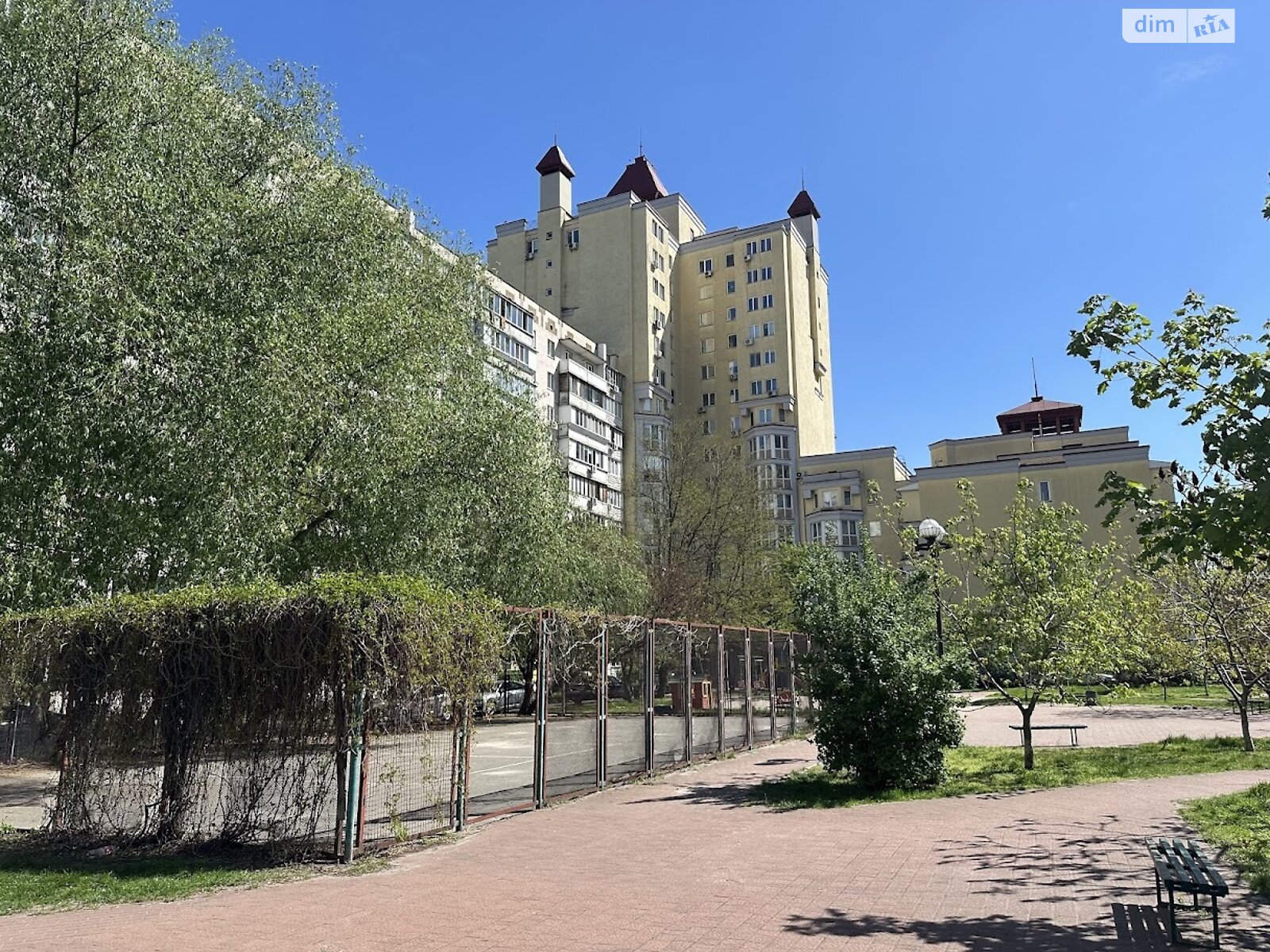 Продаж двокімнатної квартири в Києві, на вул. Макіївська 10А, район Вишгородський Масив фото 1 Продаж двокімнатної квартири в Києві, на вул. Макіївська 10А, район Вишгородський Масив фото 1