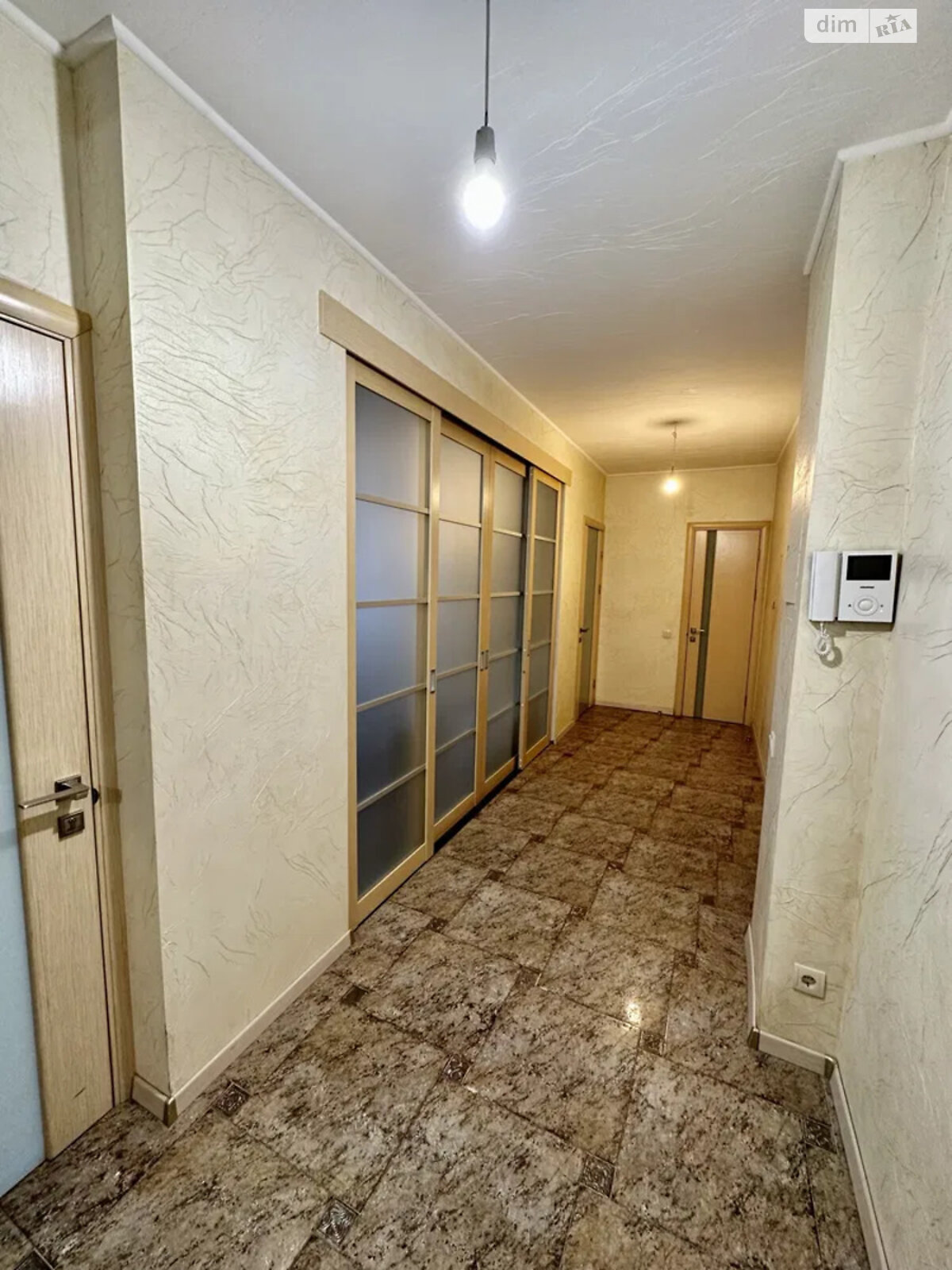 Продаж двокімнатної квартири в Києві, на вул. Макіївська 8, район Вишгородський Масив фото 1 Продаж двокімнатної квартири в Києві, на вул. Макіївська 8, район Вишгородський Масив фото 1