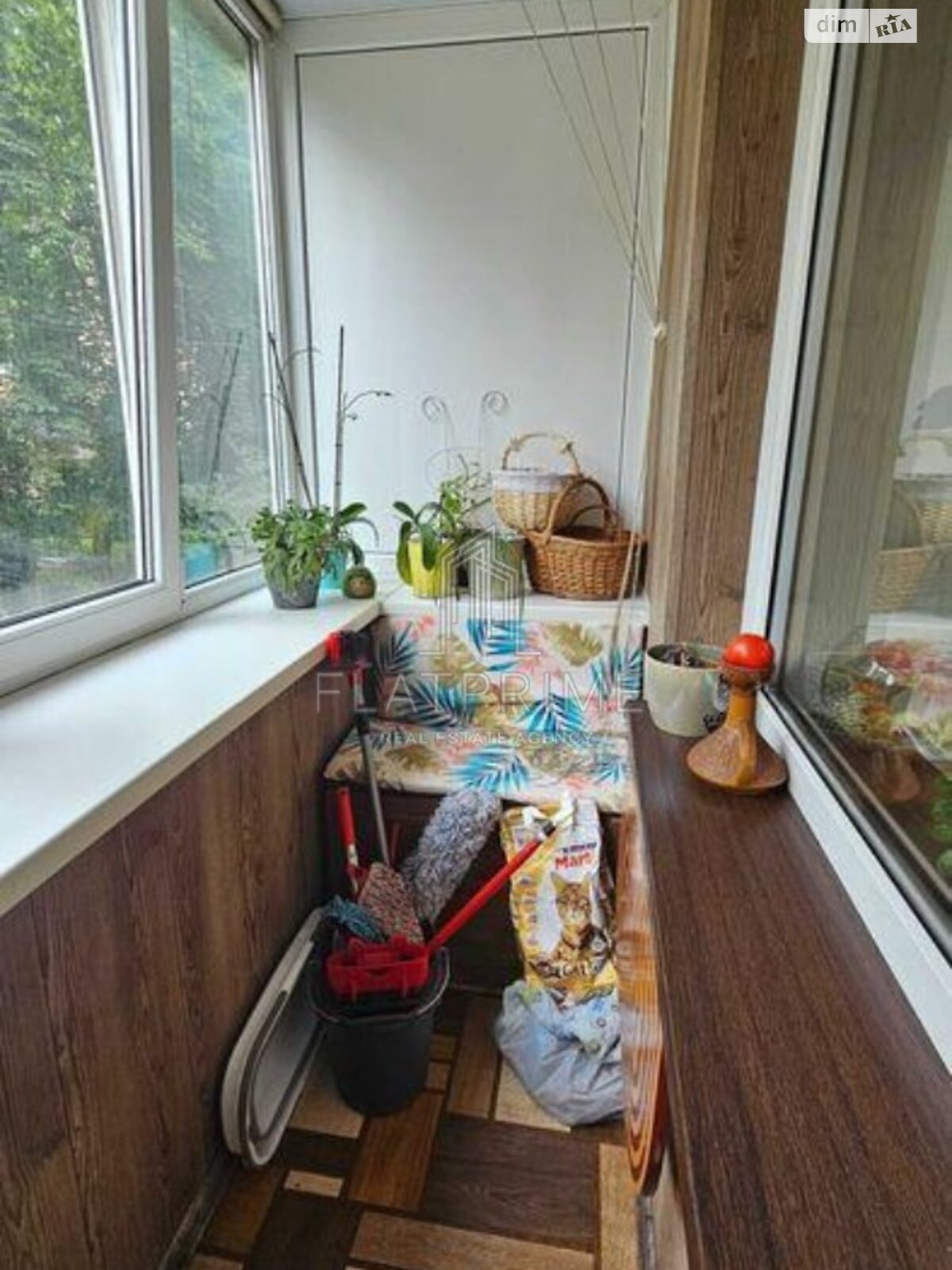 Продаж трикімнатної квартири в Києві, на вул. Мукачівська 5А, район Вишгородський Масив фото 1 Продаж трикімнатної квартири в Києві, на вул. Мукачівська 5А, район Вишгородський Масив фото 1