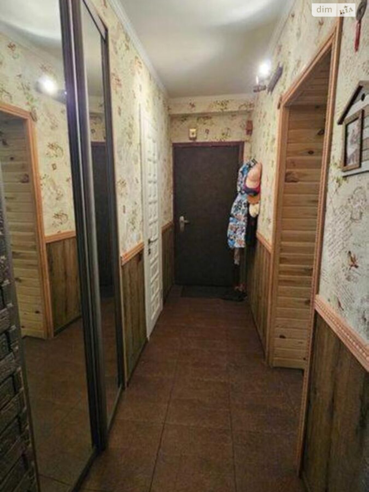 Продаж трикімнатної квартири в Києві, на вул. Мукачівська 5А, район Вишгородський Масив фото 1