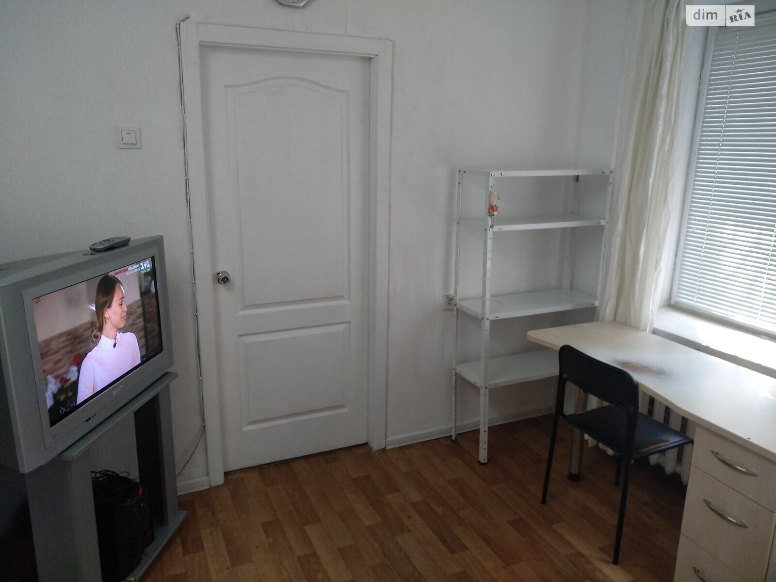 Продаж однокімнатної квартири в Києві, на вул. Ярослава Івашкевича 10, район Вишгородський Масив фото 1