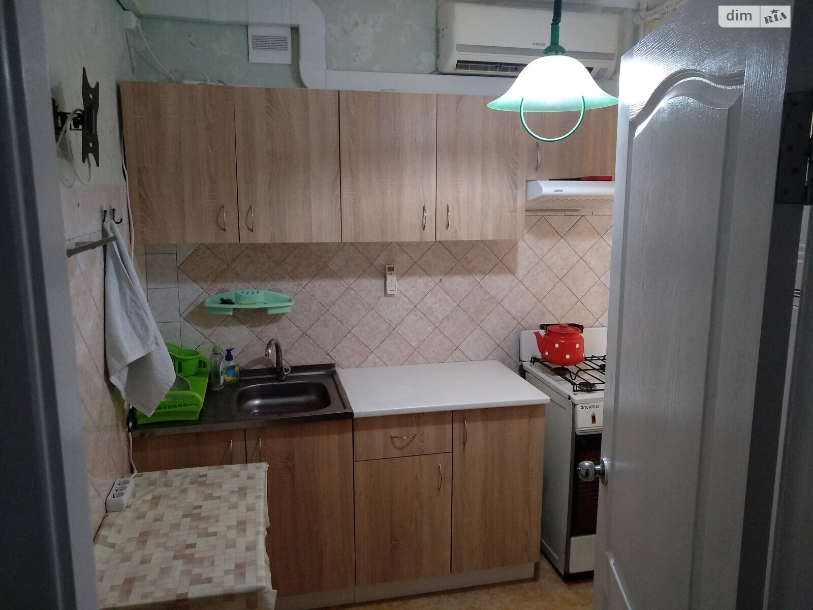 Продаж однокімнатної квартири в Києві, на вул. Ярослава Івашкевича 10, район Вишгородський Масив фото 1