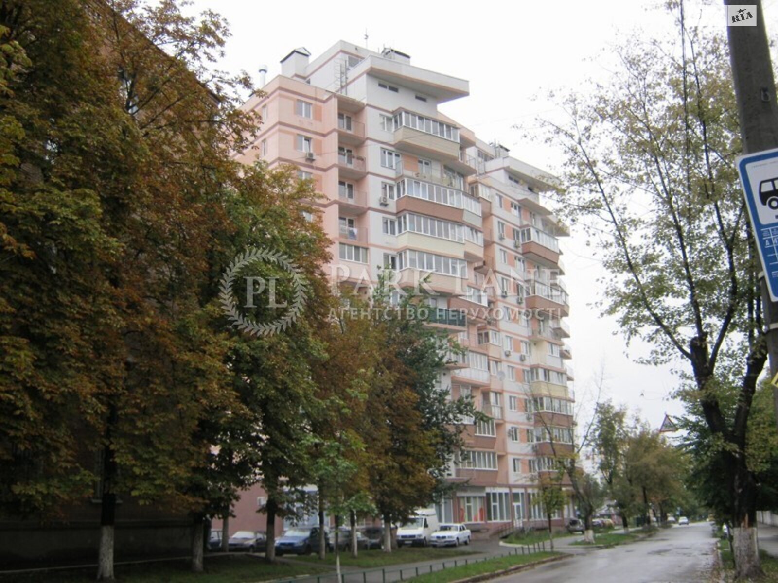 Продаж трикімнатної квартири в Києві, на вул. Януша Корчака 25, фото 1