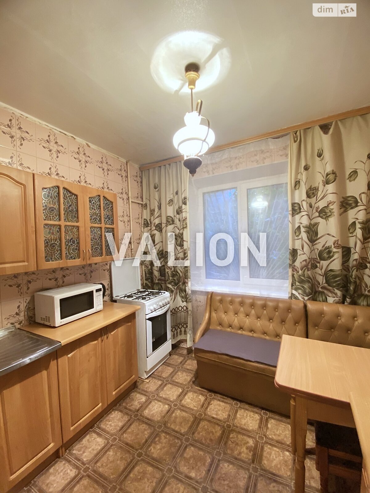 Продажа трехкомнатной квартиры в Киеве, на просп. Академика Королева 14, район Южная Борщаговка фото 1