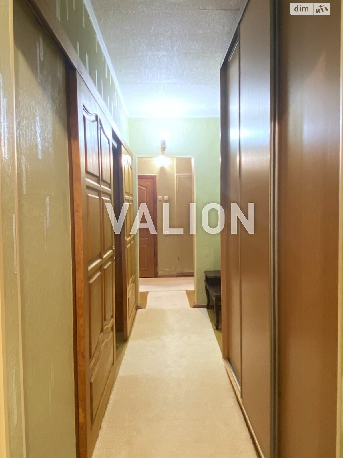 Продажа трехкомнатной квартиры в Киеве, на просп. Академика Королева 14, район Южная Борщаговка фото 1