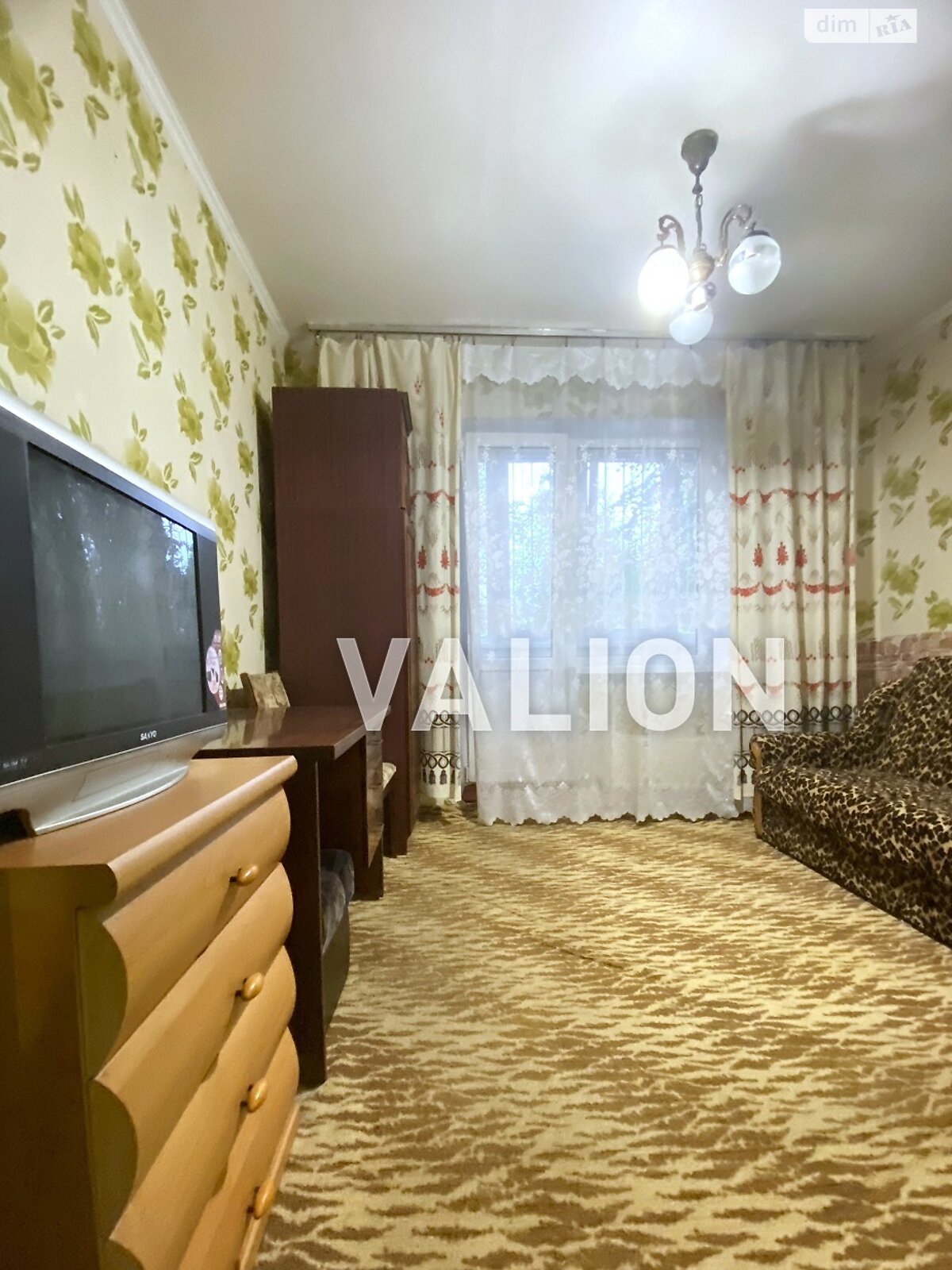 Продажа трехкомнатной квартиры в Киеве, на просп. Академика Королева 14, район Южная Борщаговка фото 1