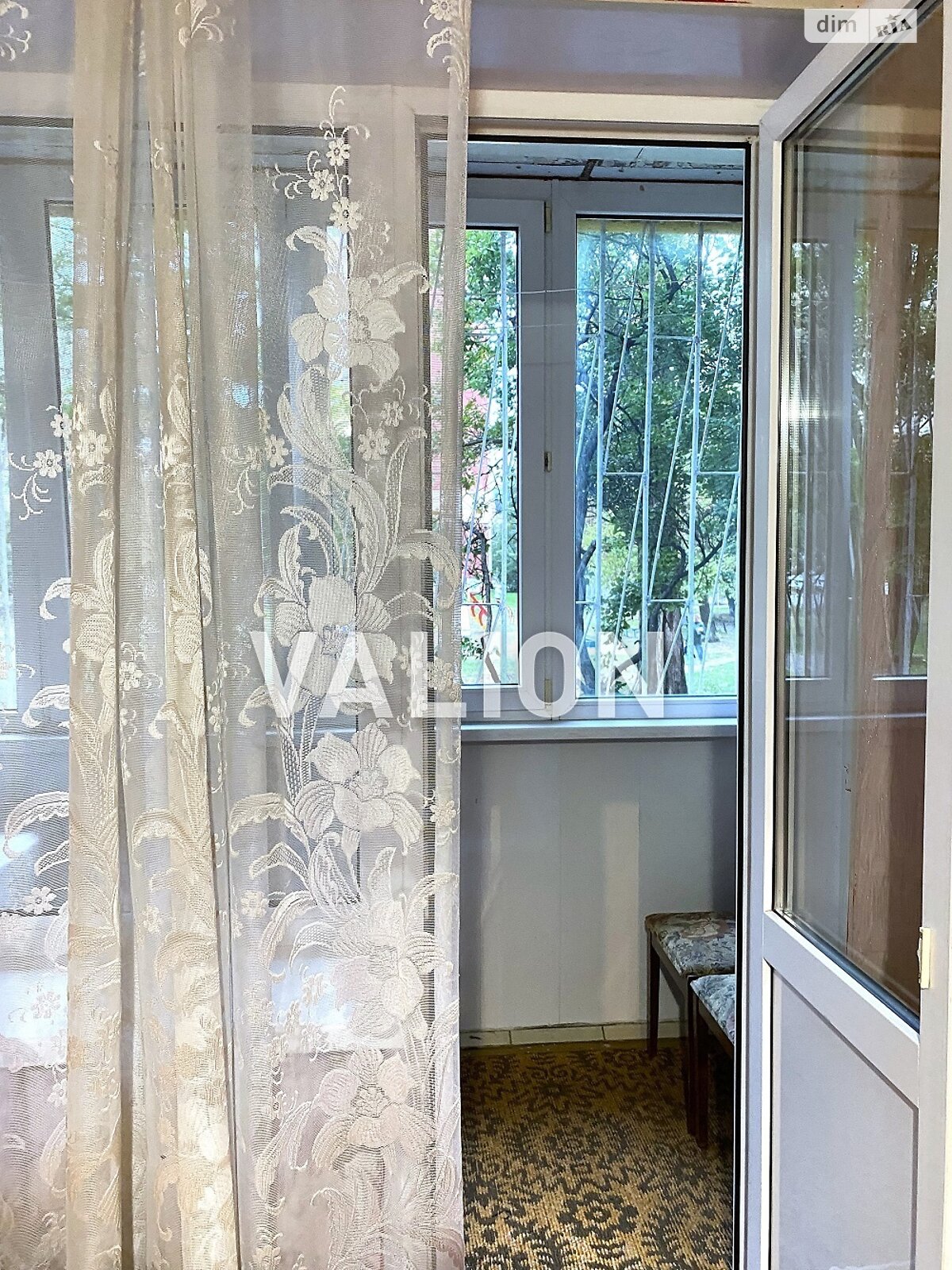 Продажа трехкомнатной квартиры в Киеве, на просп. Академика Королева 14, район Южная Борщаговка фото 1