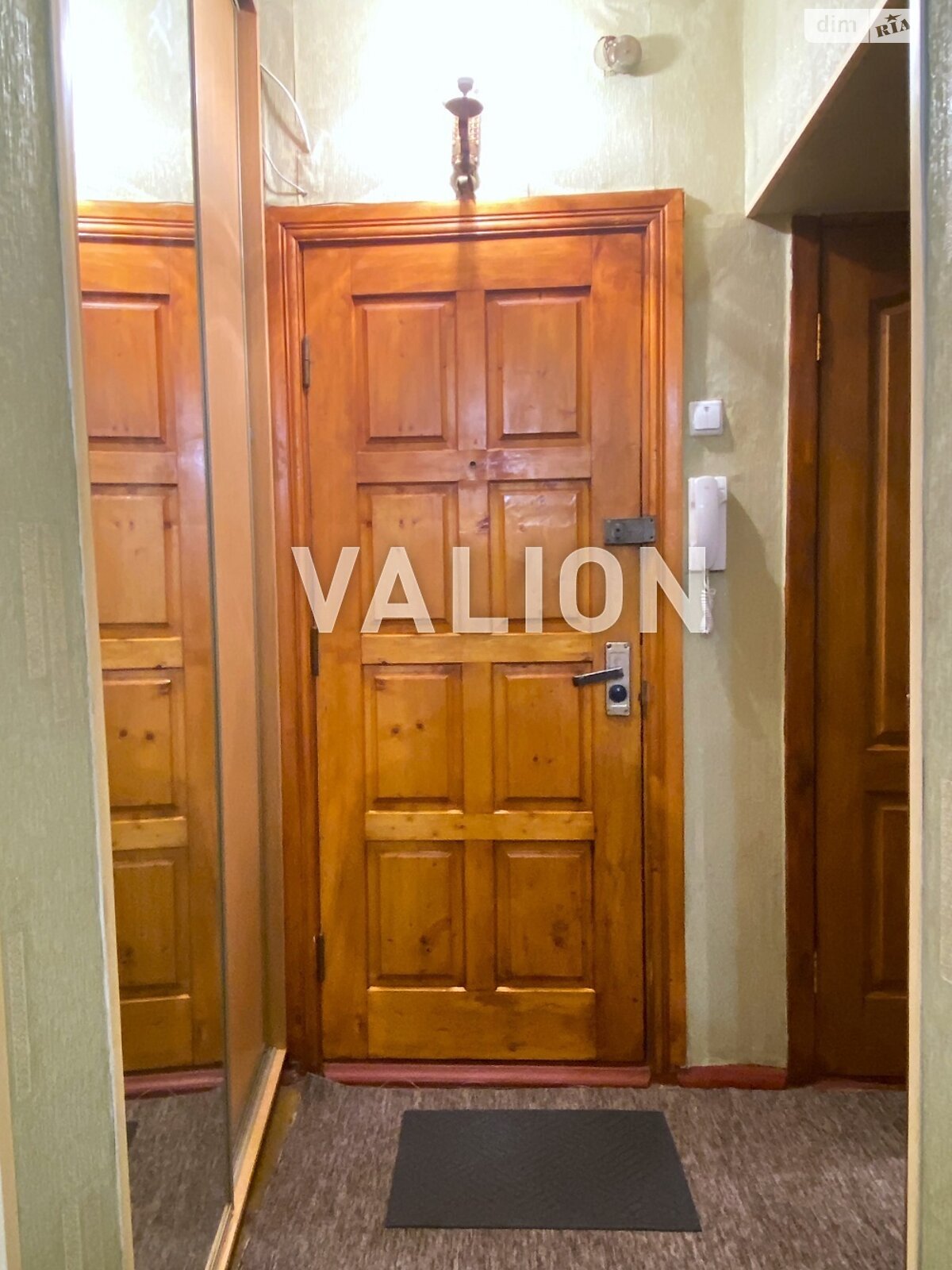 Продажа трехкомнатной квартиры в Киеве, на просп. Академика Королева 14, район Южная Борщаговка фото 1