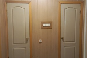 Продажа трехкомнатной квартиры в Киеве, на просп. Академика Королева 14, район Южная Борщаговка фото 2