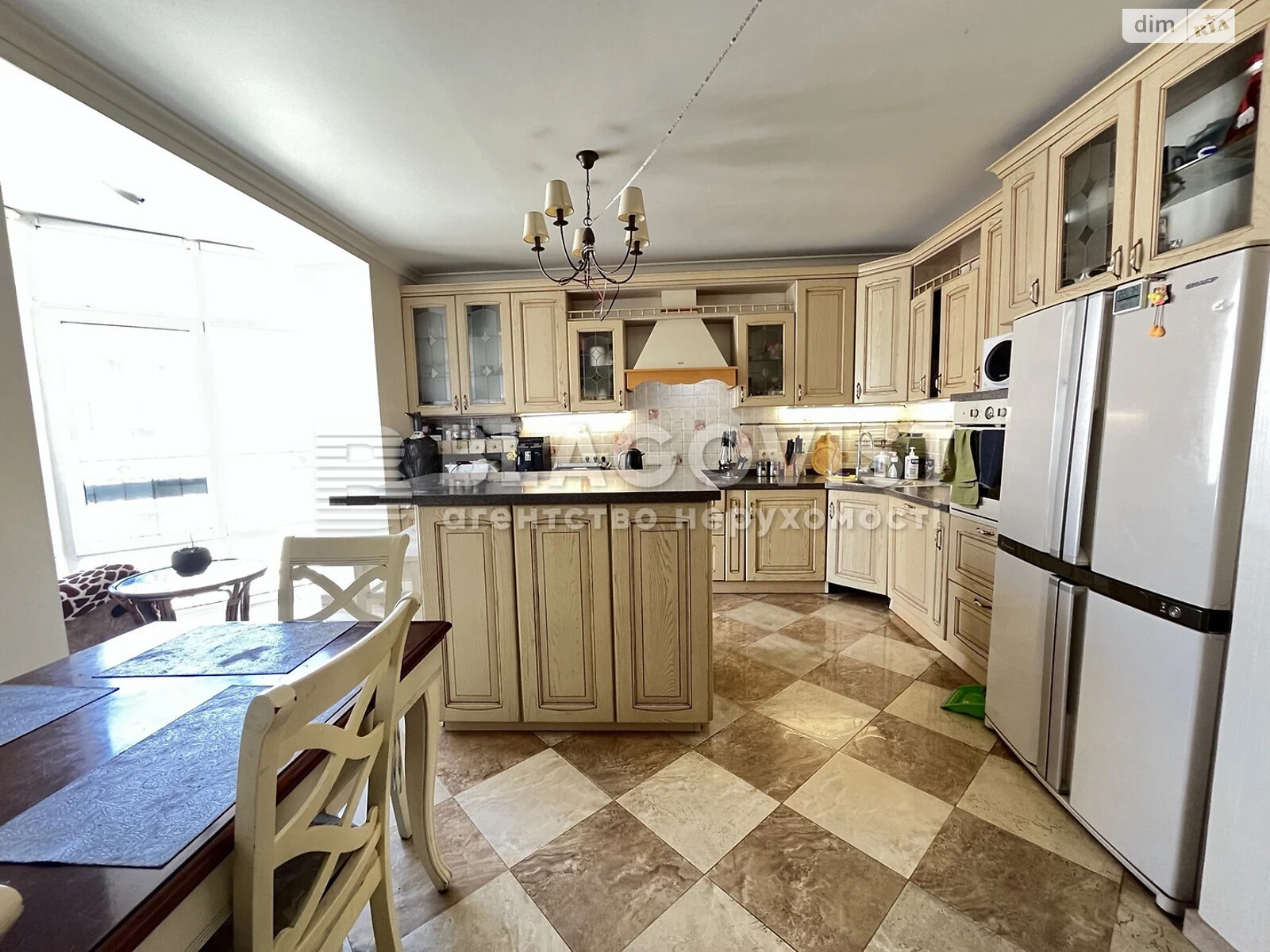 Продажа семикомнатной квартиры в Киеве, на ул. Юлии Здановской 52А, фото 1 Продажа семикомнатной квартиры в Киеве, на ул. Юлии Здановской 52А, фото 1