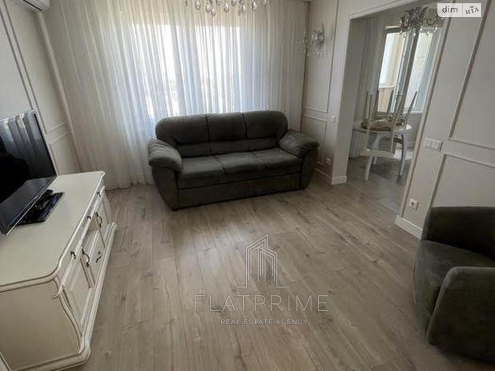 Продажа трехкомнатной квартиры в Киеве, на ул. Юлии Здановской 36В, фото 1 Продажа трехкомнатной квартиры в Киеве, на ул. Юлии Здановской 36В, фото 1