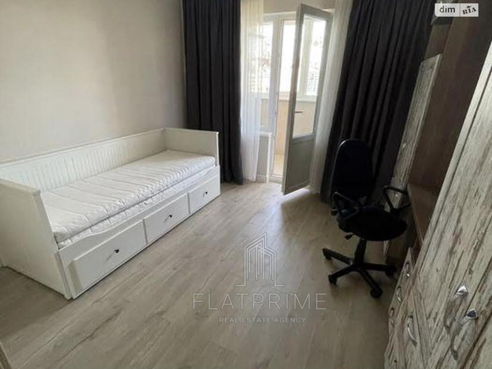 Продажа трехкомнатной квартиры в Киеве, на ул. Юлии Здановской 36В, фото 1 Продажа трехкомнатной квартиры в Киеве, на ул. Юлии Здановской 36В, фото 1