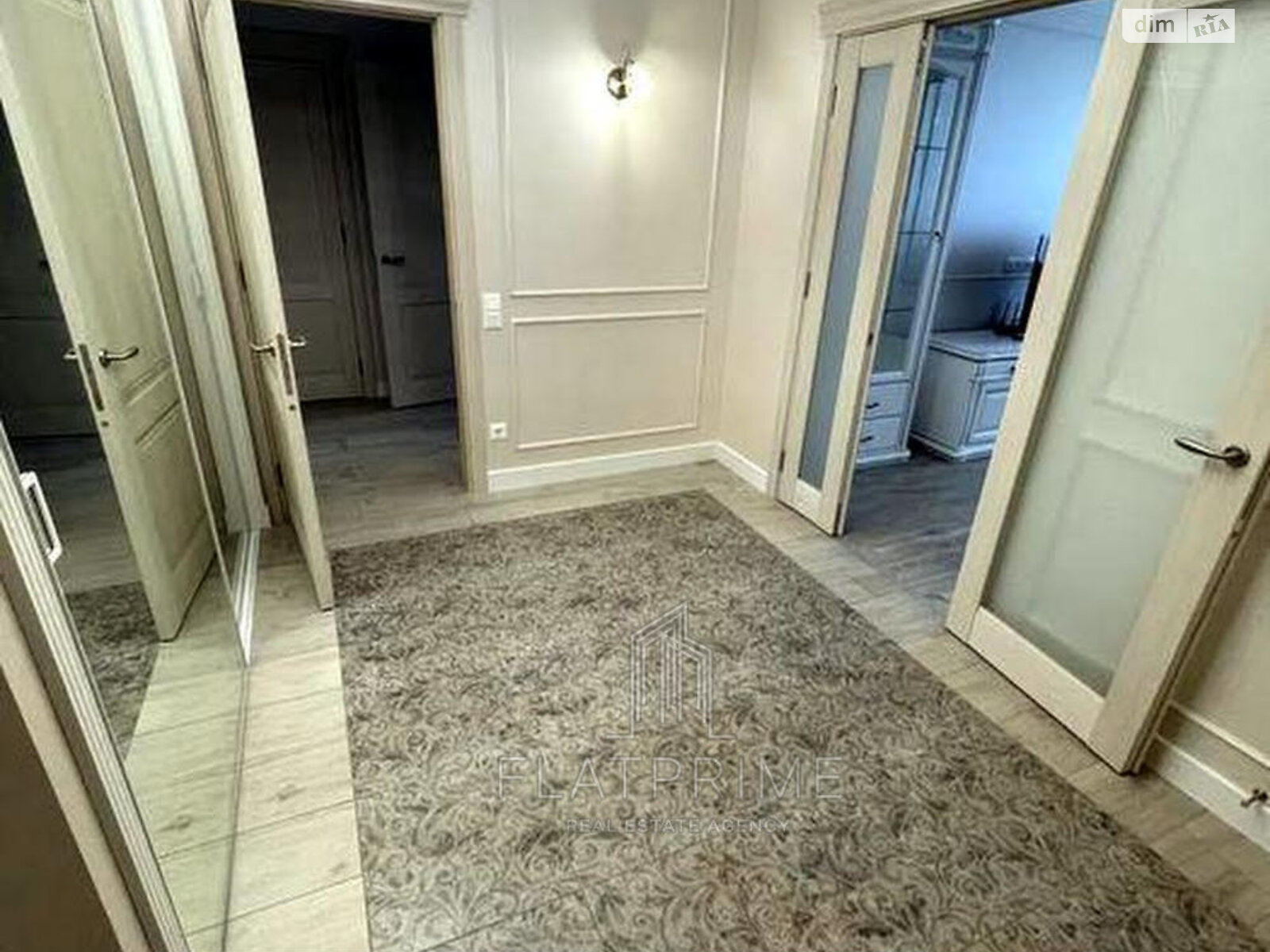 Продажа трехкомнатной квартиры в Киеве, на ул. Юлии Здановской 36В, фото 1 Продажа трехкомнатной квартиры в Киеве, на ул. Юлии Здановской 36В, фото 1