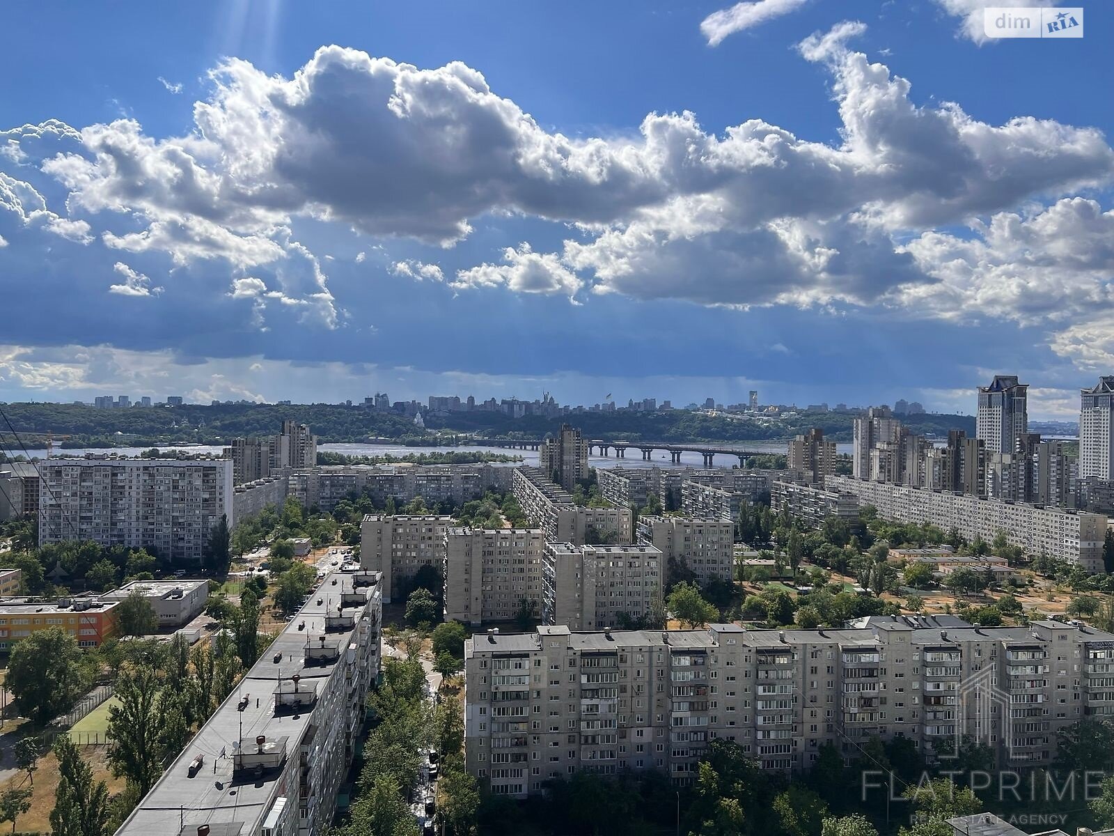 Продаж однокімнатної квартири в Києві, на вул. Юрія Шумського 3Г, фото 1