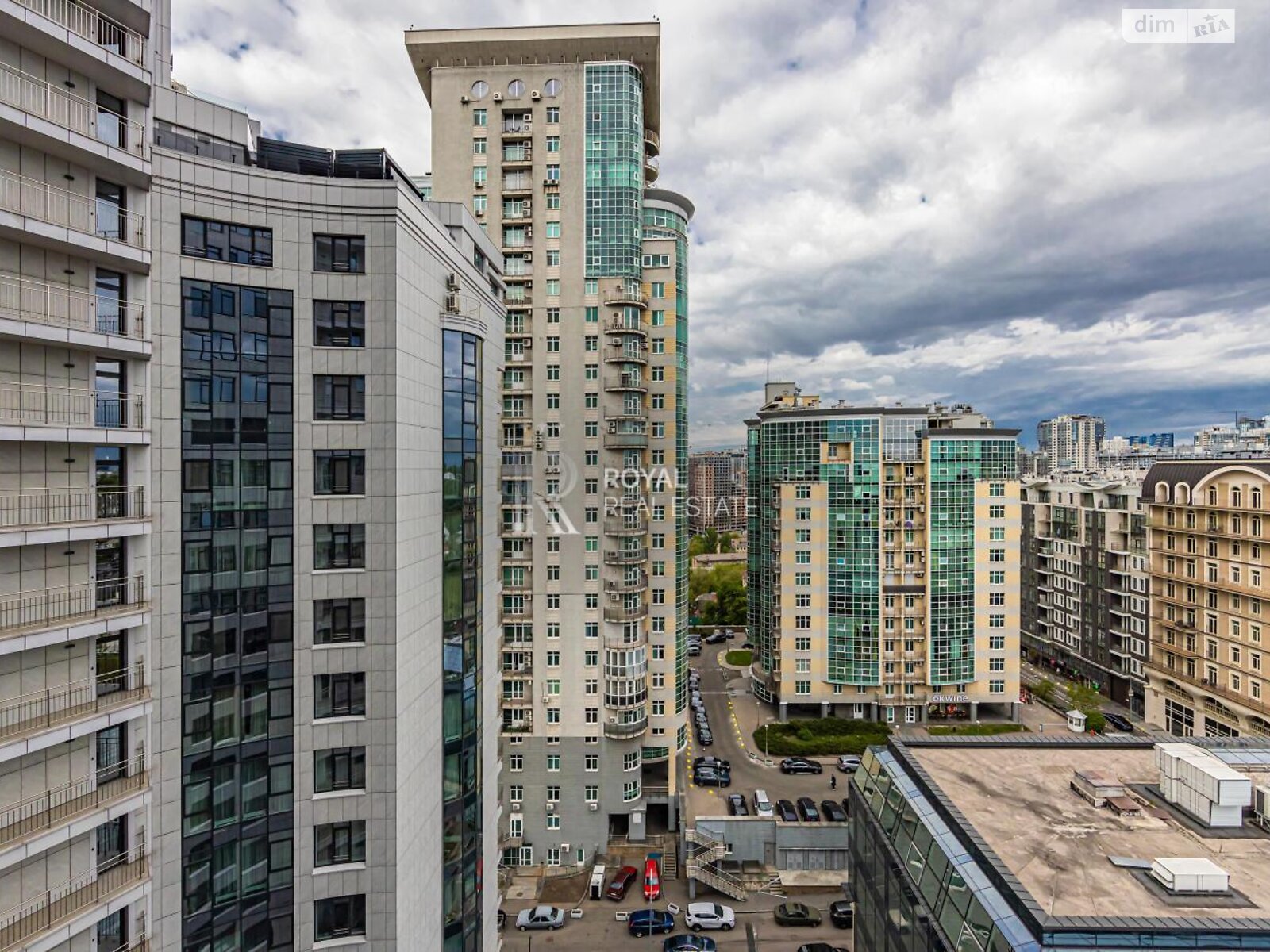 Продажа трехкомнатной квартиры в Киеве, на ул. Бусловская 12, район Зверинец фото 1 Продажа трехкомнатной квартиры в Киеве, на ул. Бусловская 12, район Зверинец фото 1