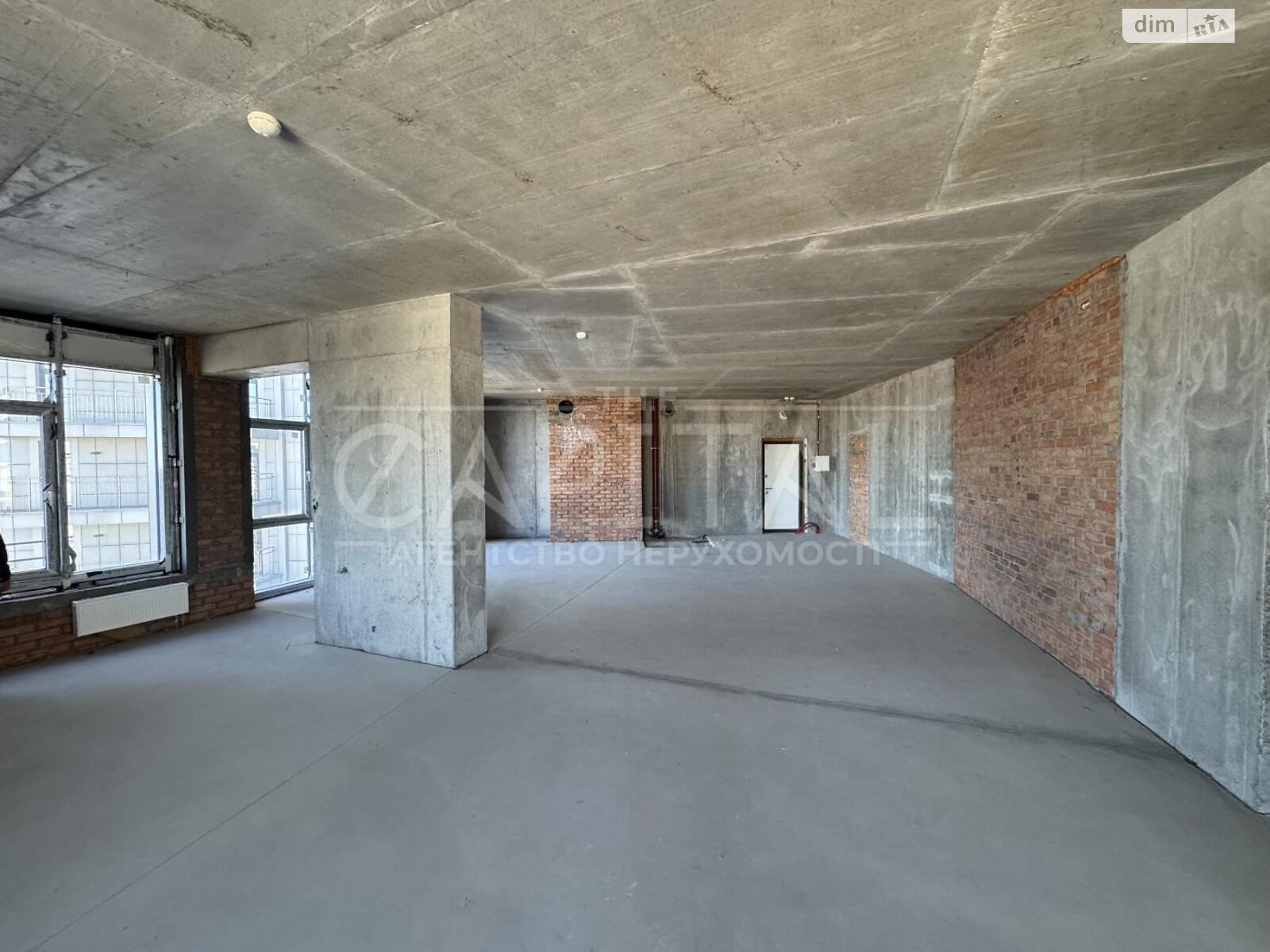 Продаж однокімнатної квартири в Києві, на вул. Буслівська 12, район Звіринець фото 1