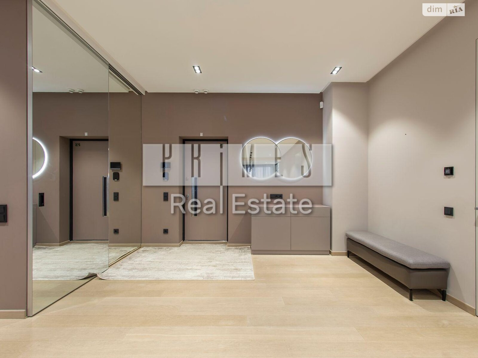 Продажа четырехкомнатной квартиры в Киеве, на ул. Бусловская 15, район Зверинец фото 1