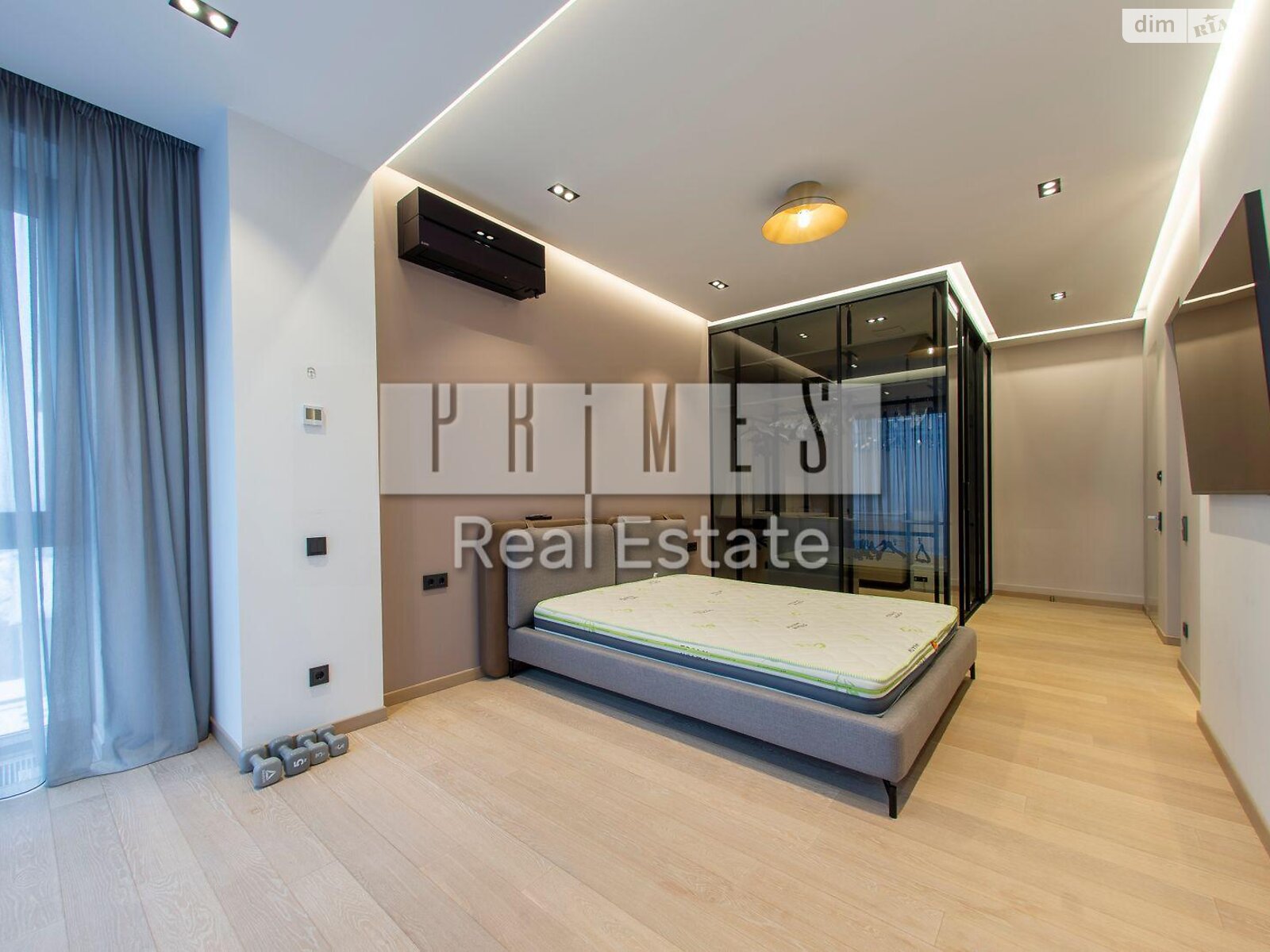 Продажа четырехкомнатной квартиры в Киеве, на ул. Бусловская 15, район Зверинец фото 1