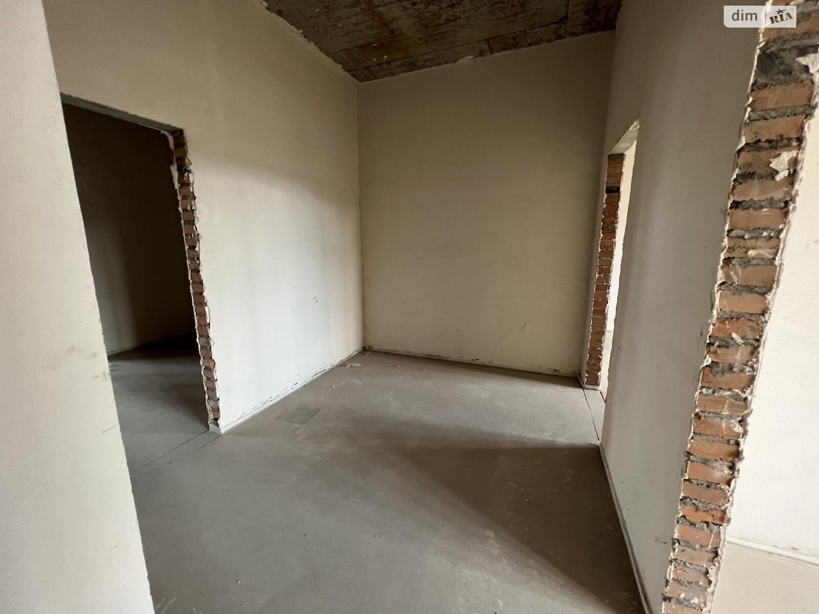Продаж трикімнатної квартири в Києві, на вул. Михайла Бойчука 19А, район Звіринець фото 1 Продаж трикімнатної квартири в Києві, на вул. Михайла Бойчука 19А, район Звіринець фото 1