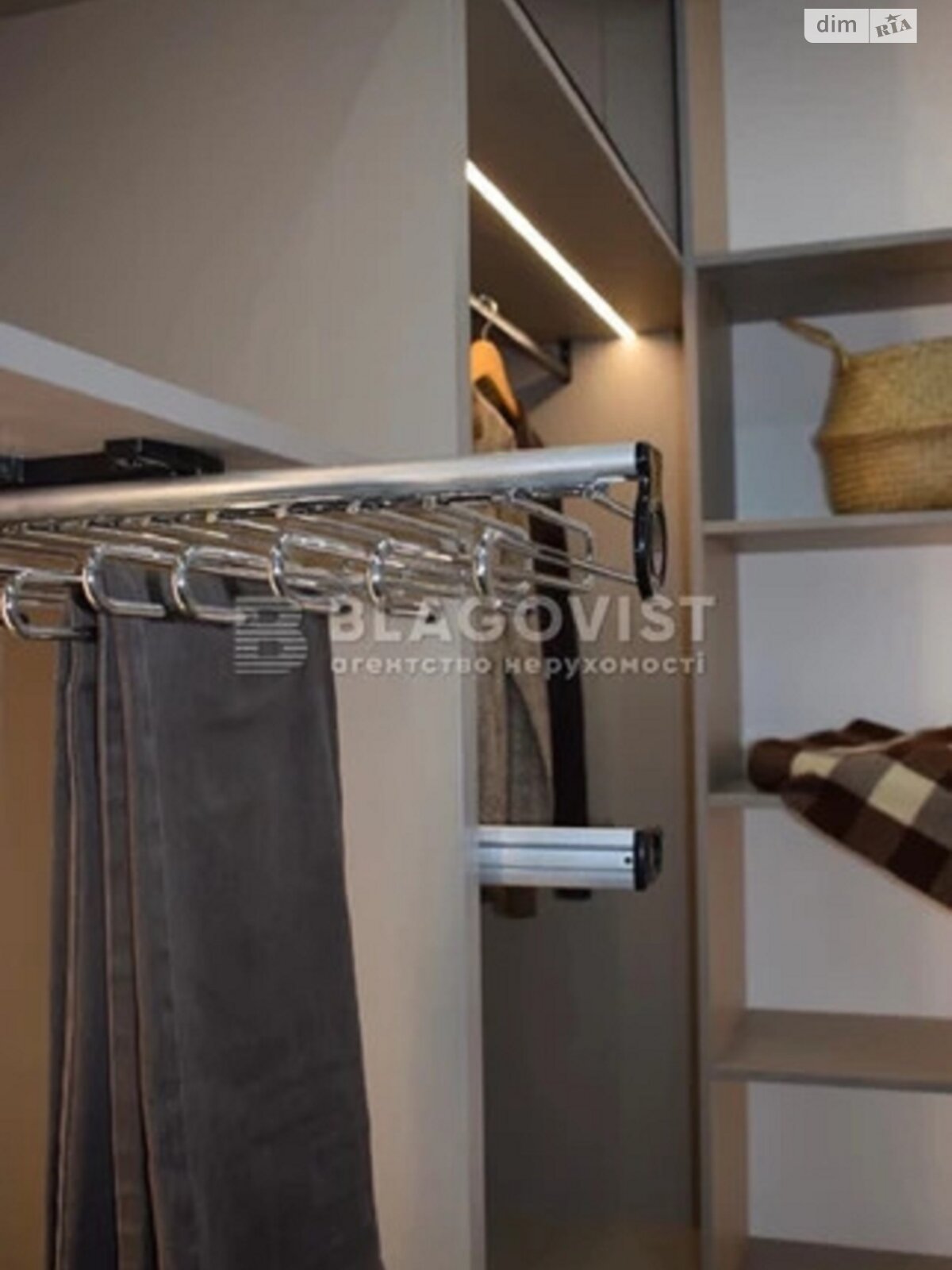 Продажа двухкомнатной квартиры в Киеве, на ул. Михаила Бойчука, район Зверинец фото 1 Продажа двухкомнатной квартиры в Киеве, на ул. Михаила Бойчука, район Зверинец фото 1