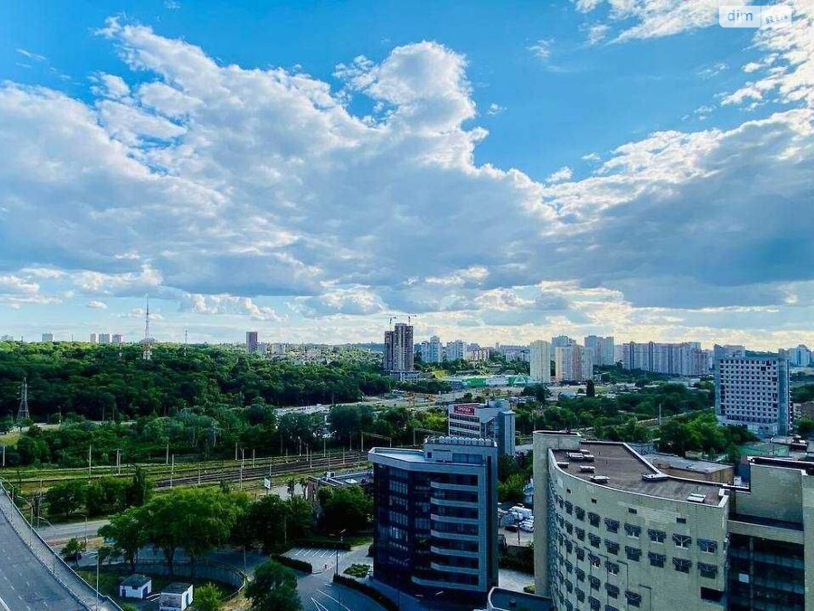 Продаж однокімнатної квартири в Києві, на вул. Михайла Бойчука 41А, район Звіринець фото 1 Продаж однокімнатної квартири в Києві, на вул. Михайла Бойчука 41А, район Звіринець фото 1