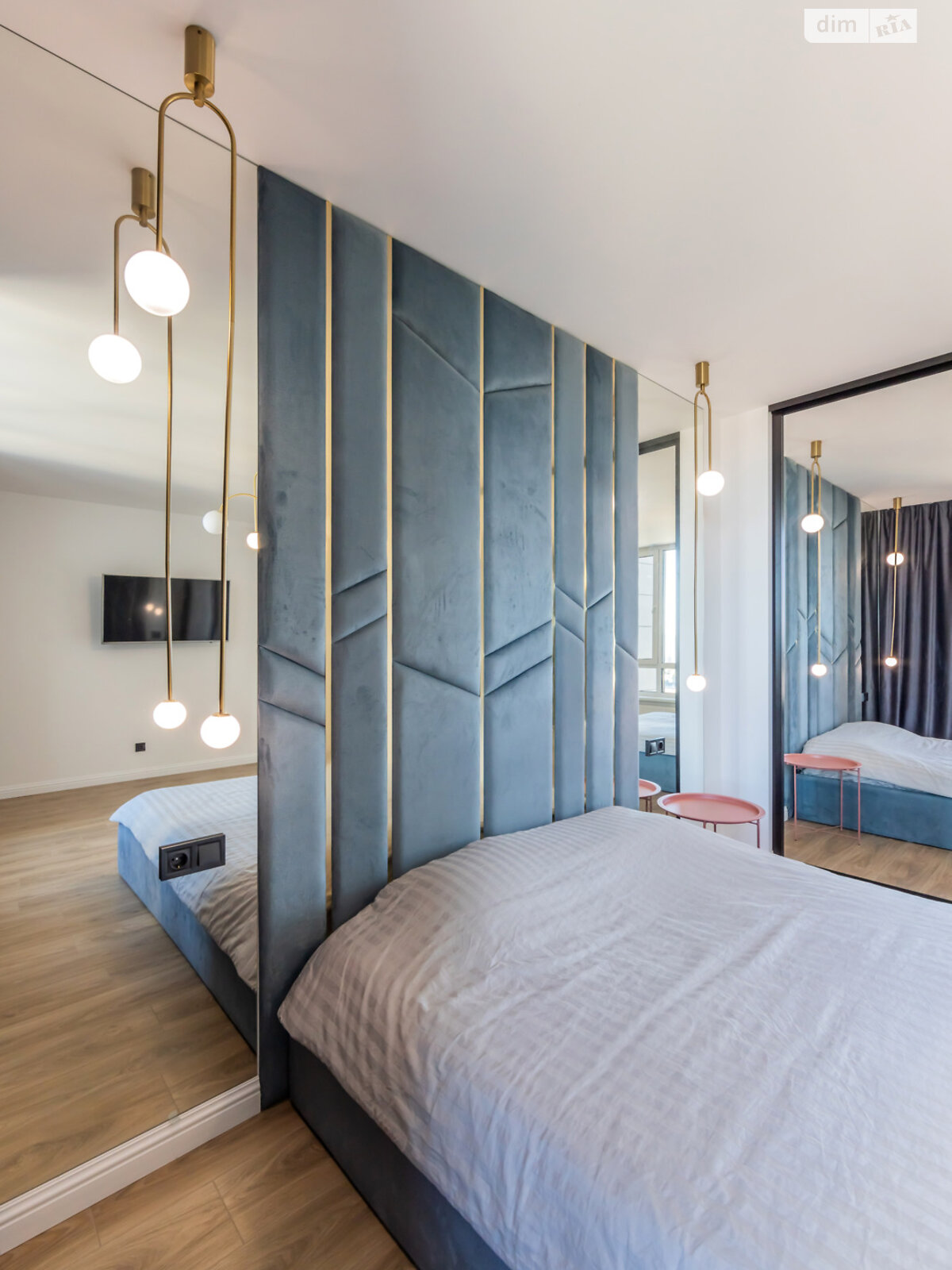 Продаж однокімнатної квартири в Києві, на вул. Михайла Бойчука 41А, район Звіринець фото 1 Продаж однокімнатної квартири в Києві, на вул. Михайла Бойчука 41А, район Звіринець фото 1