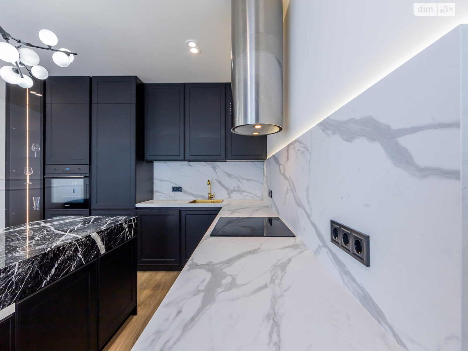 Продаж однокімнатної квартири в Києві, на вул. Михайла Бойчука 41А, район Звіринець фото 1 Продаж однокімнатної квартири в Києві, на вул. Михайла Бойчука 41А, район Звіринець фото 1