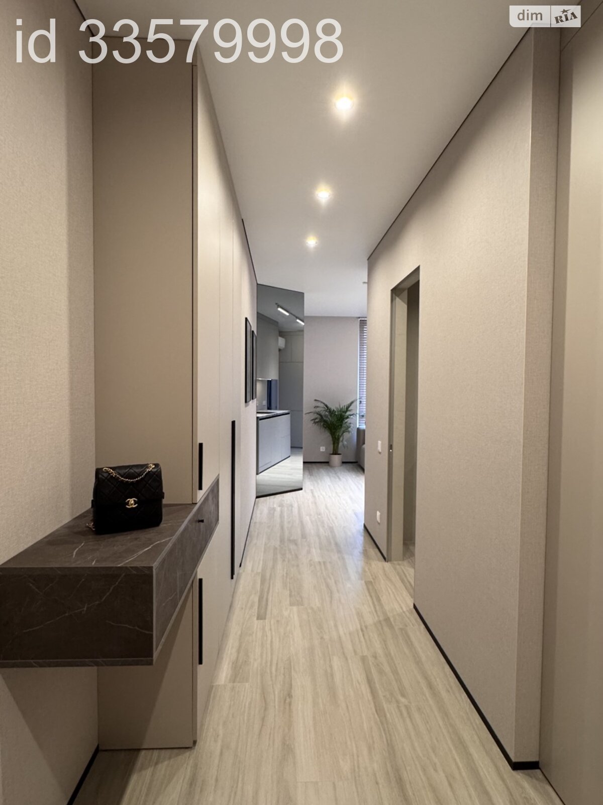 Продаж однокімнатної квартири в Києві, на вул. Михайла Бойчука, район Звіринець фото 1 Продаж однокімнатної квартири в Києві, на вул. Михайла Бойчука, район Звіринець фото 1