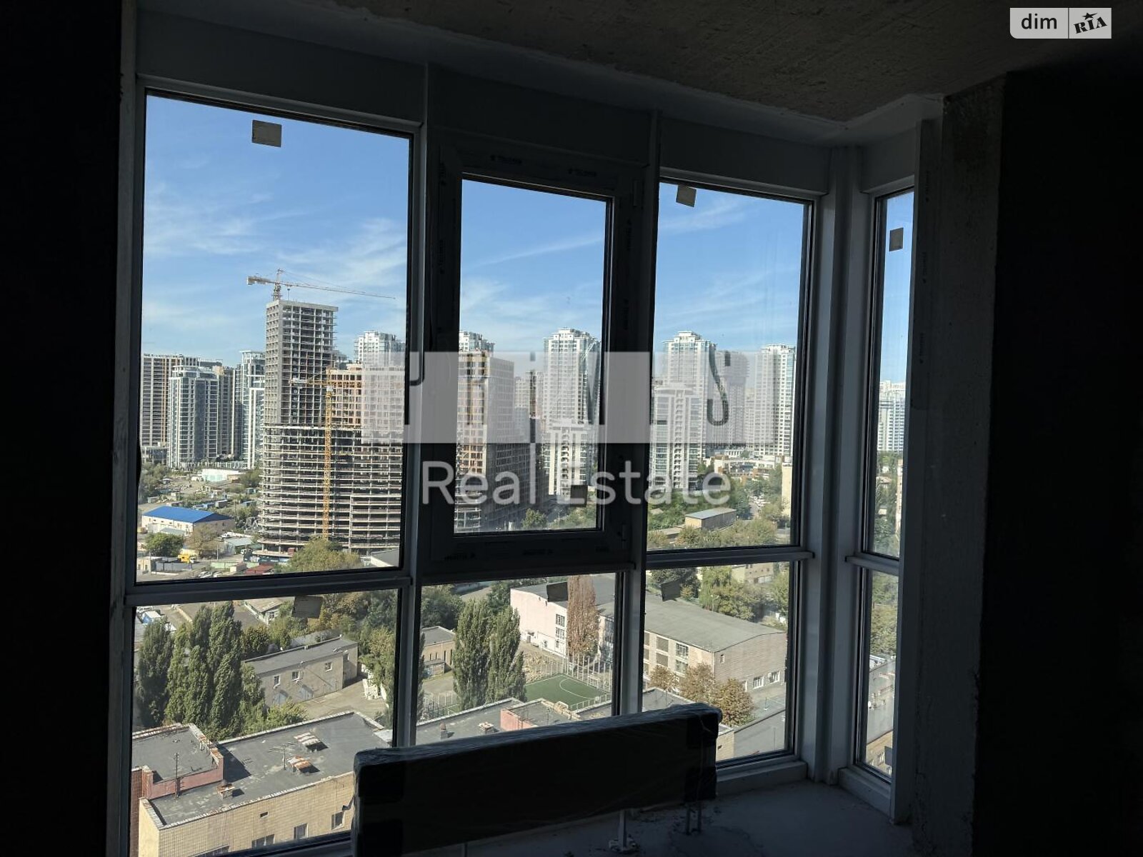 Продажа трехкомнатной квартиры в Киеве, на ул. Михаила Бойчука 41А, район Зверинец фото 1