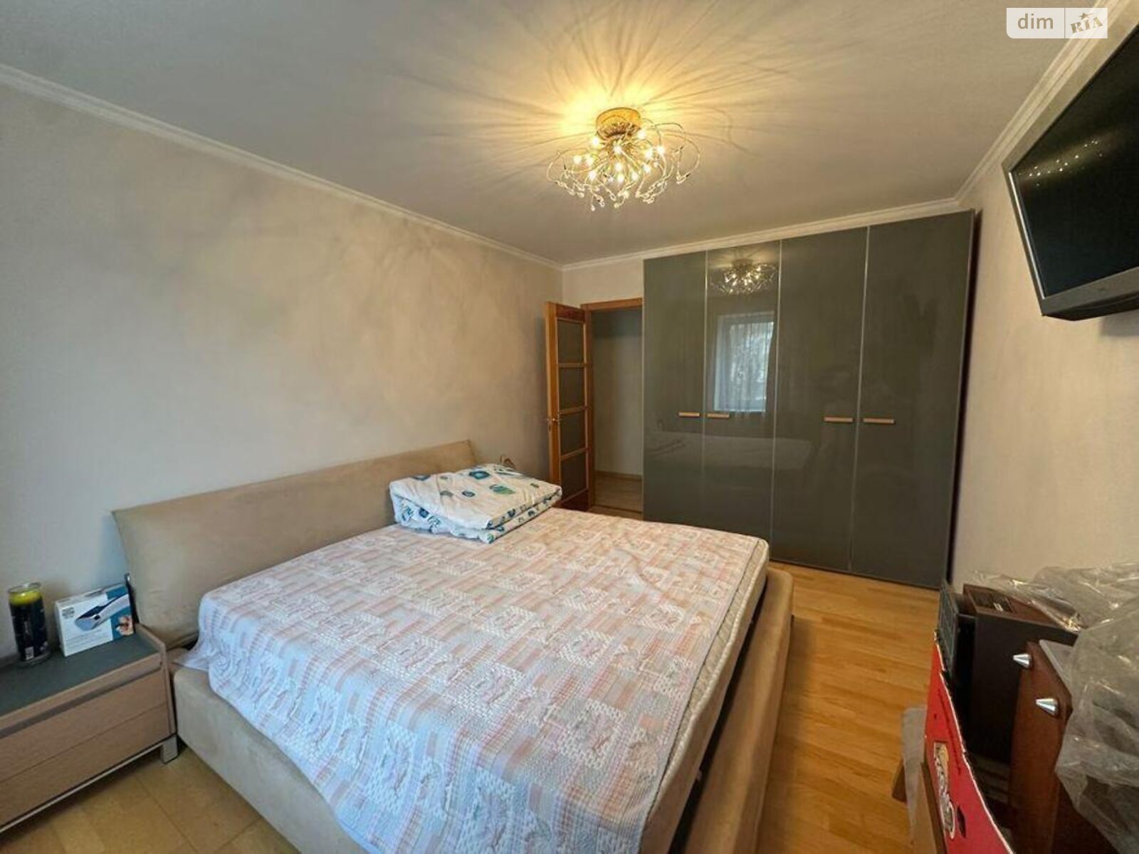 Продажа трехкомнатной квартиры в Киеве, на ул. Николая Соловцова 3, район Зверинец фото 1 Продажа трехкомнатной квартиры в Киеве, на ул. Николая Соловцова 3, район Зверинец фото 1