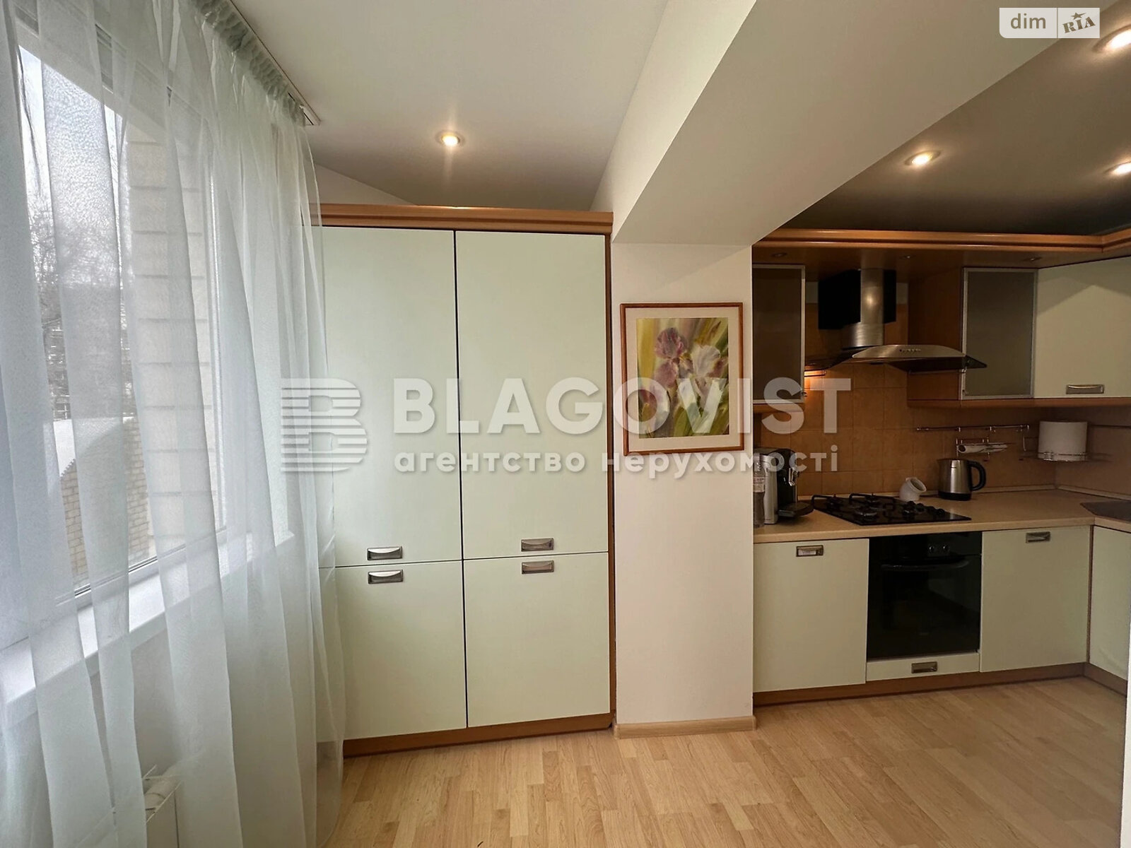 Продаж двокімнатної квартири в Києві, на вул. Миколи Соловцова 3, район Звіринець фото 1 Продаж двокімнатної квартири в Києві, на вул. Миколи Соловцова 3, район Звіринець фото 1