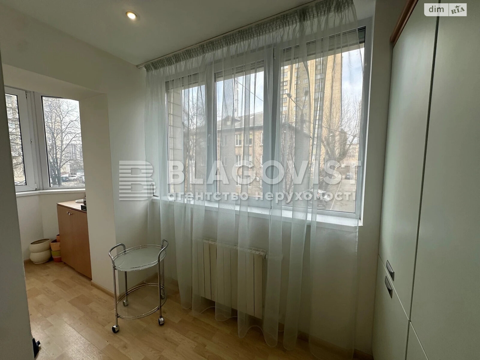 Продаж двокімнатної квартири в Києві, на вул. Миколи Соловцова 3, район Звіринець фото 1 Продаж двокімнатної квартири в Києві, на вул. Миколи Соловцова 3, район Звіринець фото 1