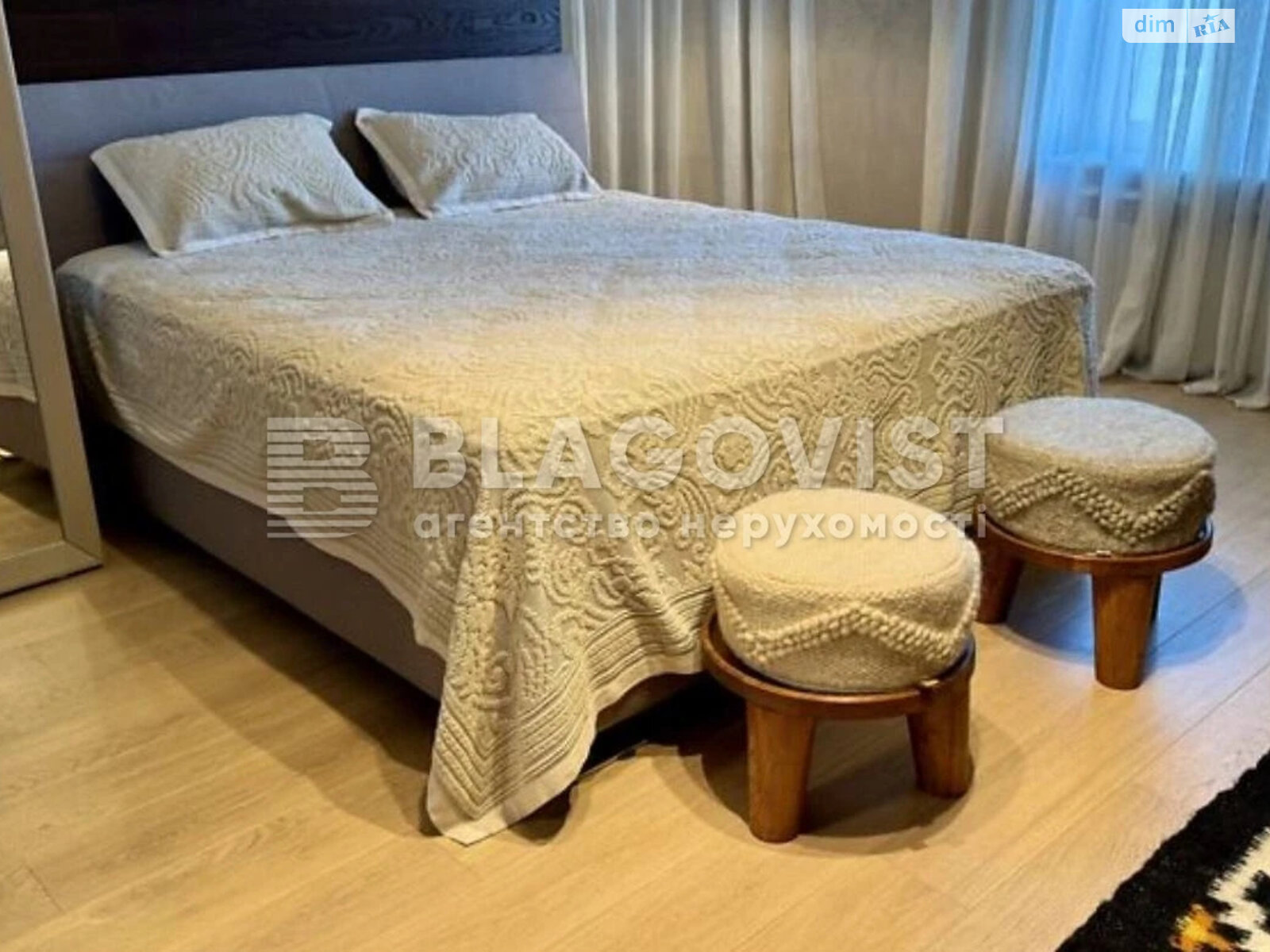 Продаж трикімнатної квартири в Києві, на вул. Новоселицька 10, район Звіринець фото 1 Продаж трикімнатної квартири в Києві, на вул. Новоселицька 10, район Звіринець фото 1
