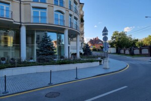 Продажа пятикомнатной квартиры в Киеве, на ул. Владимира Короткевича 4, кв. 6, район Зверинец фото 2