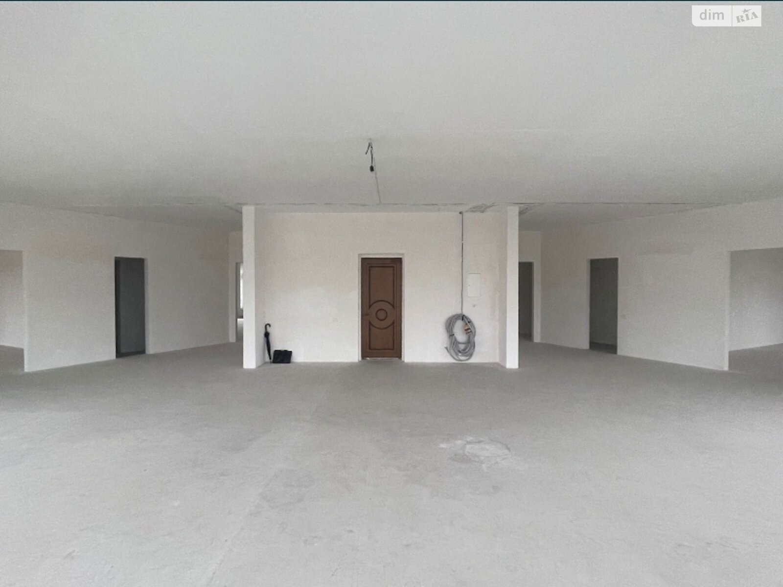 Продаж п`ятикімнатної квартири в Києві, на вул. Володимира Короткевича 4, кв. 6, район Звіринець фото 1 Продаж п`ятикімнатної квартири в Києві, на вул. Володимира Короткевича 4, кв. 6, район Звіринець фото 1