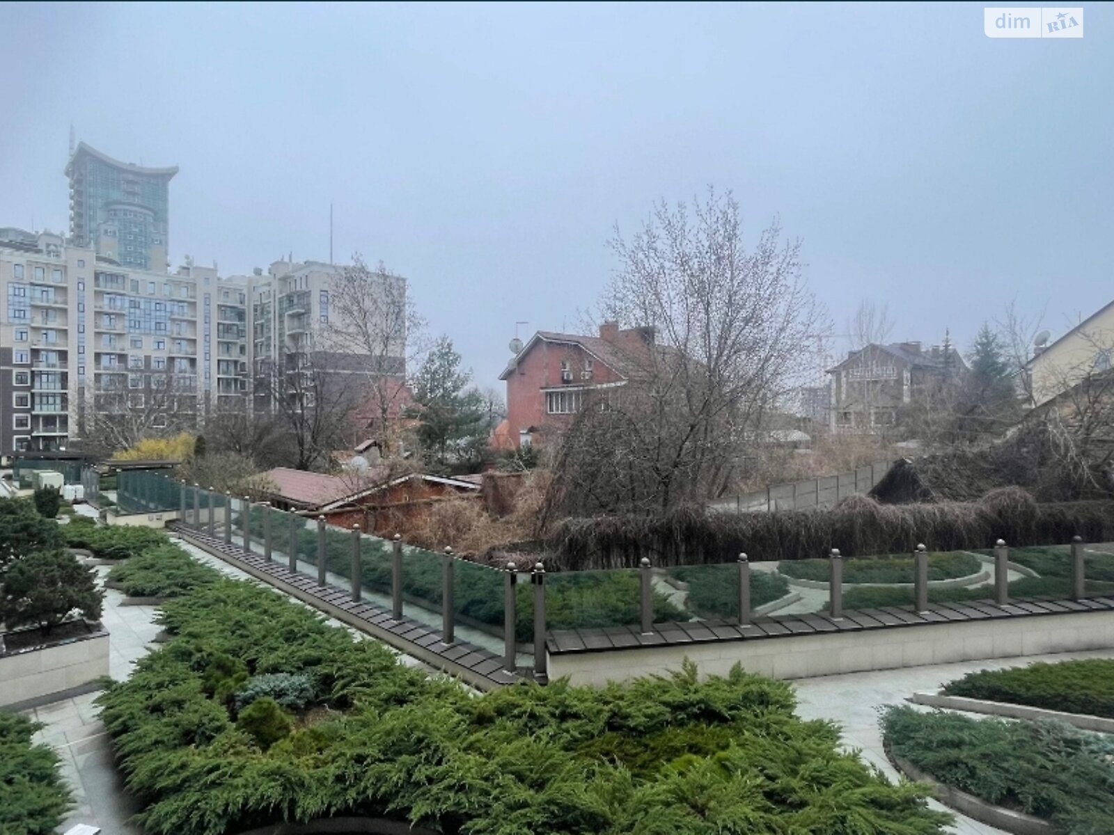 Продаж п`ятикімнатної квартири в Києві, на вул. Володимира Короткевича 4, кв. 6, район Звіринець фото 1 Продаж п`ятикімнатної квартири в Києві, на вул. Володимира Короткевича 4, кв. 6, район Звіринець фото 1