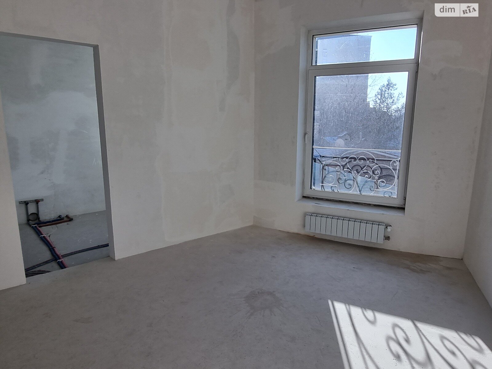 Продаж п`ятикімнатної квартири в Києві, на вул. Володимира Короткевича 4, кв. 6, район Звіринець фото 1 Продаж п`ятикімнатної квартири в Києві, на вул. Володимира Короткевича 4, кв. 6, район Звіринець фото 1