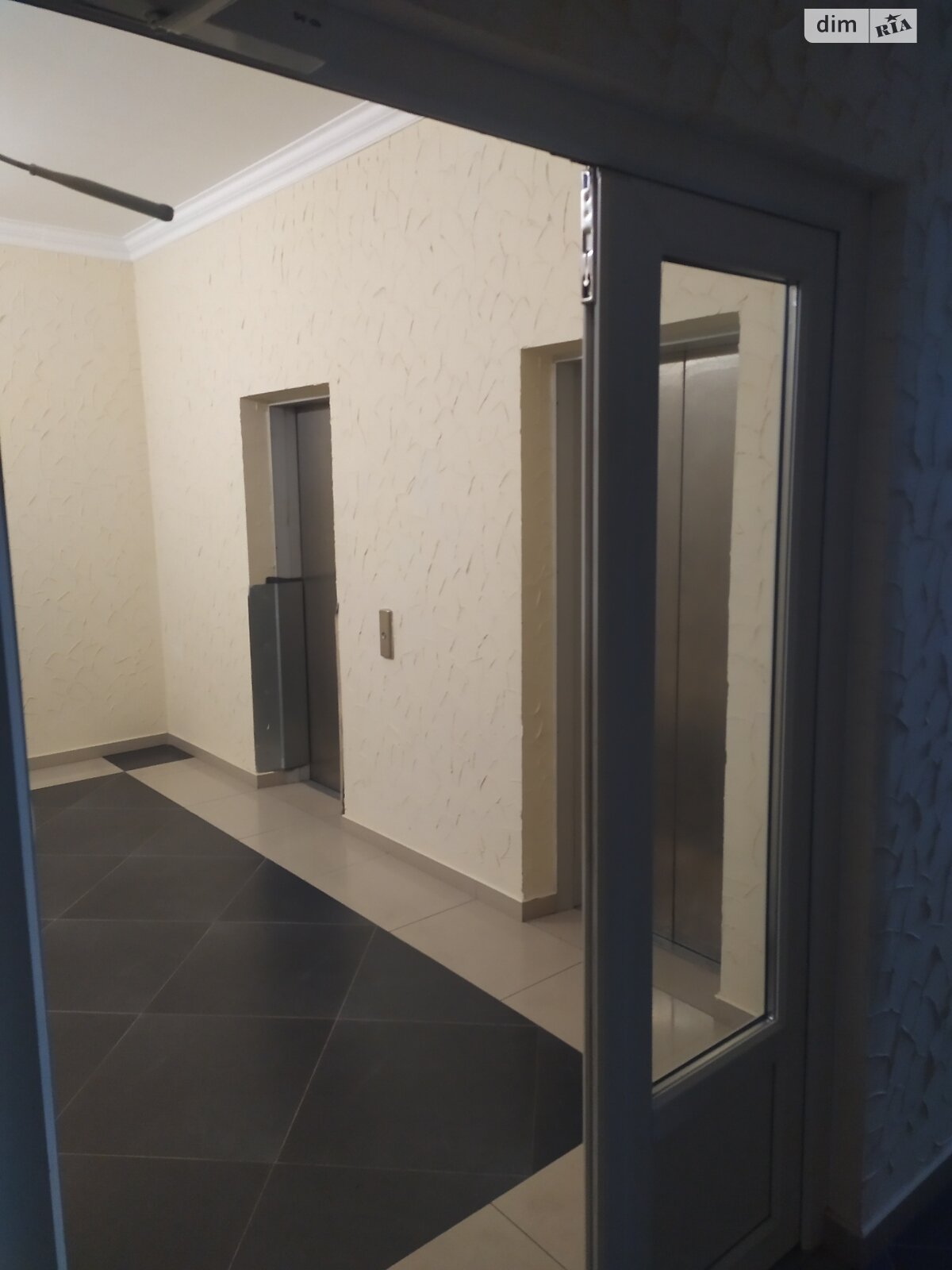 Продажа трехкомнатной квартиры в Киеве, на ул. Зверинецкая 59, район Печерский фото 1 Продажа трехкомнатной квартиры в Киеве, на ул. Зверинецкая 59, район Печерский фото 1