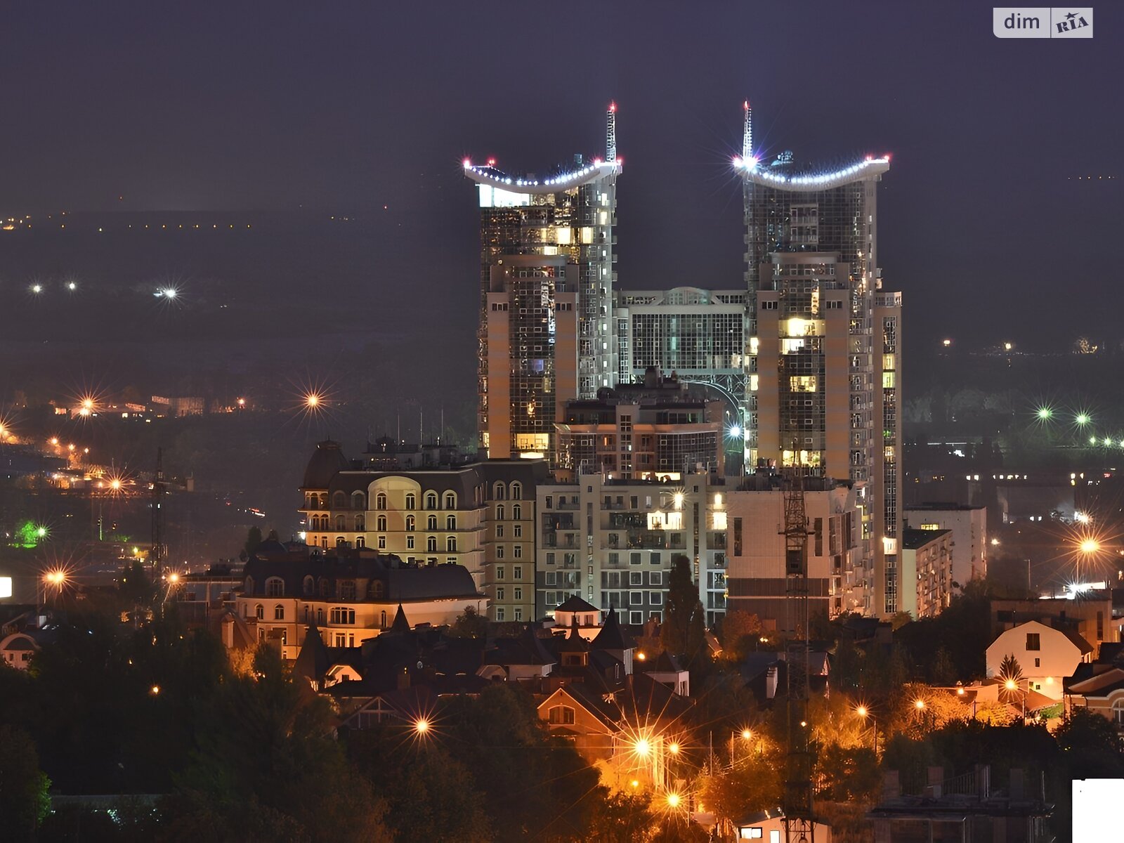 Продажа трехкомнатной квартиры в Киеве, на ул. Зверинецкая 59, район Печерский фото 1 Продажа трехкомнатной квартиры в Киеве, на ул. Зверинецкая 59, район Печерский фото 1
