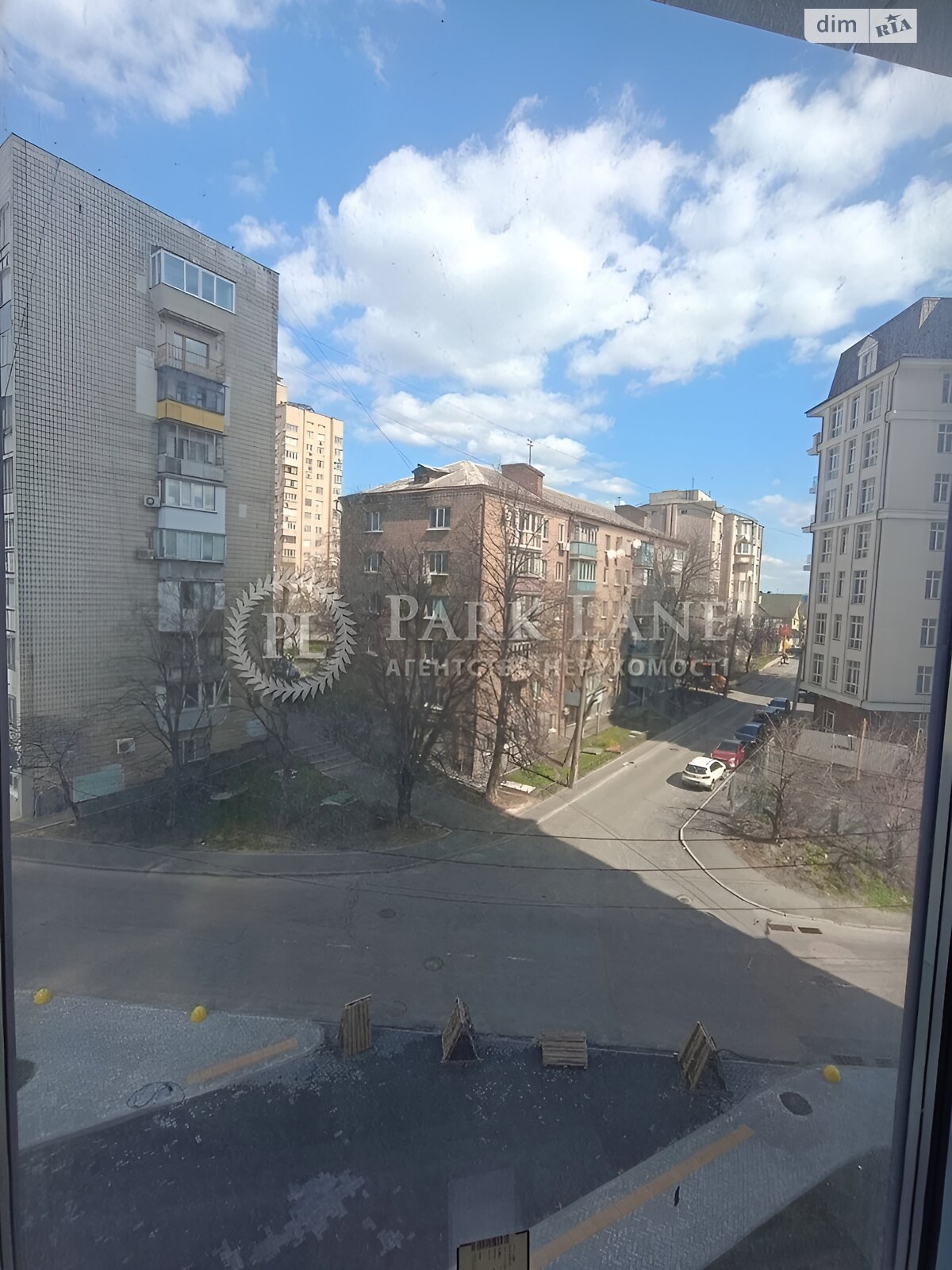 Продаж трикімнатної квартири в Києві, на вул. Звіринецька 70А, район Звіринець фото 1 Продаж трикімнатної квартири в Києві, на вул. Звіринецька 70А, район Звіринець фото 1