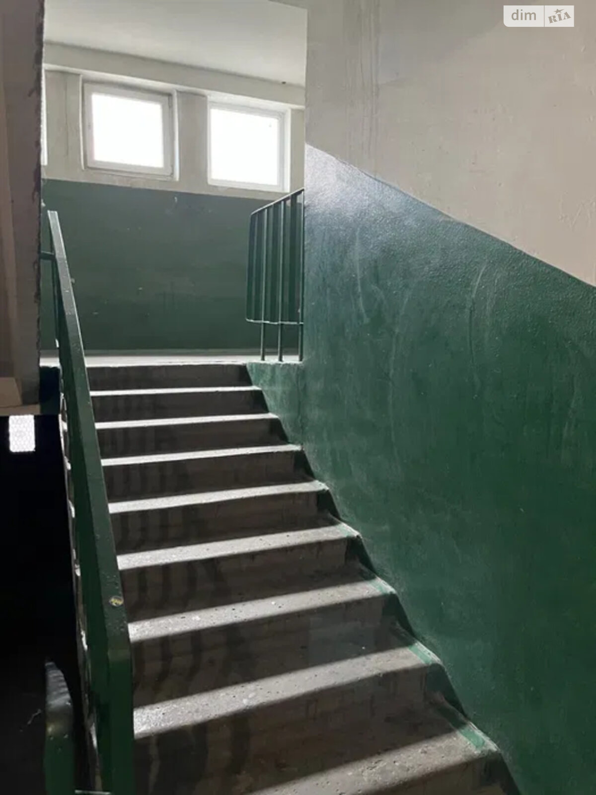 Продаж двокімнатної квартири в Києві, на вул. Звіринецька 61, район Звіринець фото 1 Продаж двокімнатної квартири в Києві, на вул. Звіринецька 61, район Звіринець фото 1