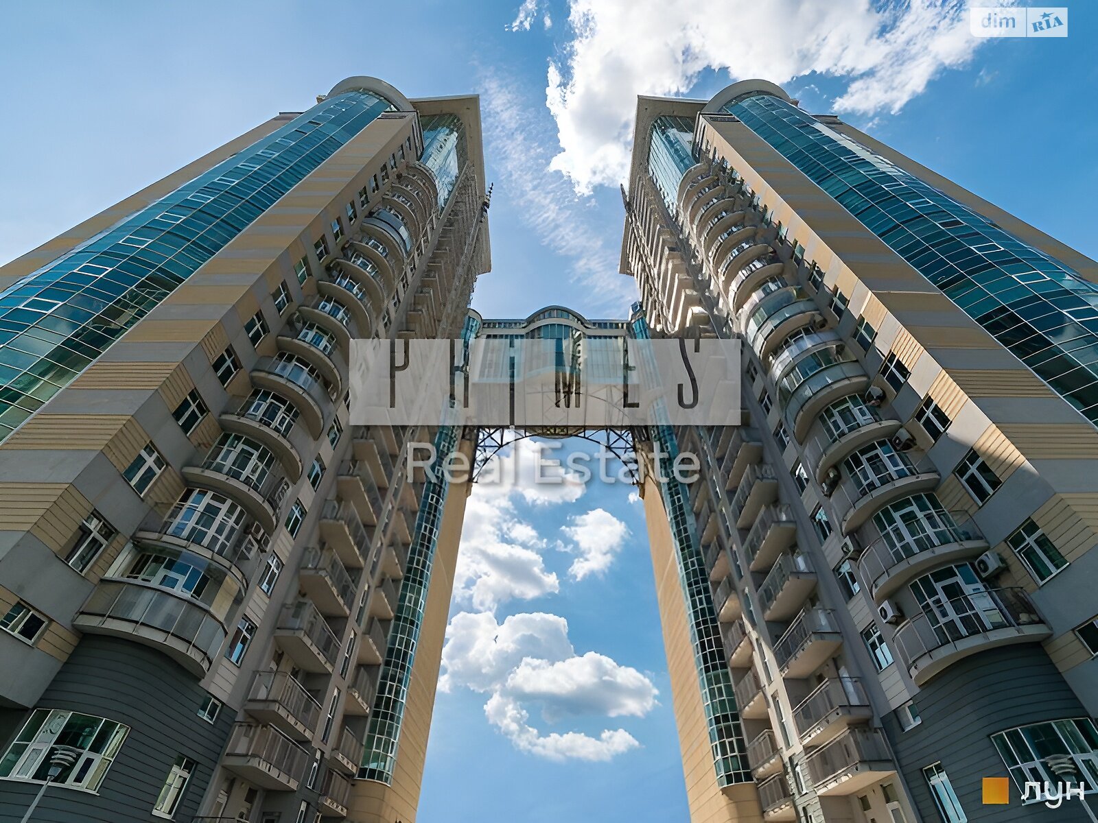 Продажа трехкомнатной квартиры в Киеве, на ул. Зверинецкая 59, район Зверинец фото 1 Продажа трехкомнатной квартиры в Киеве, на ул. Зверинецкая 59, район Зверинец фото 1
