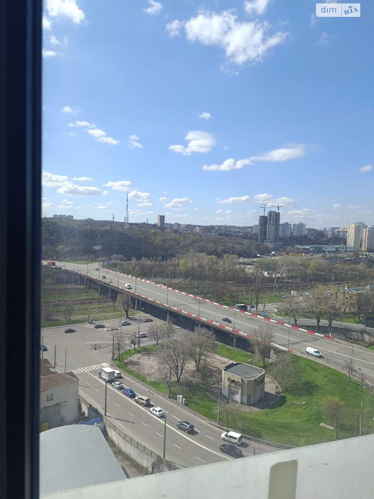 Продаж трикімнатної квартири в Києві, на вул. Звіринецька 70А, район Звіринець фото 1 Продаж трикімнатної квартири в Києві, на вул. Звіринецька 70А, район Звіринець фото 1